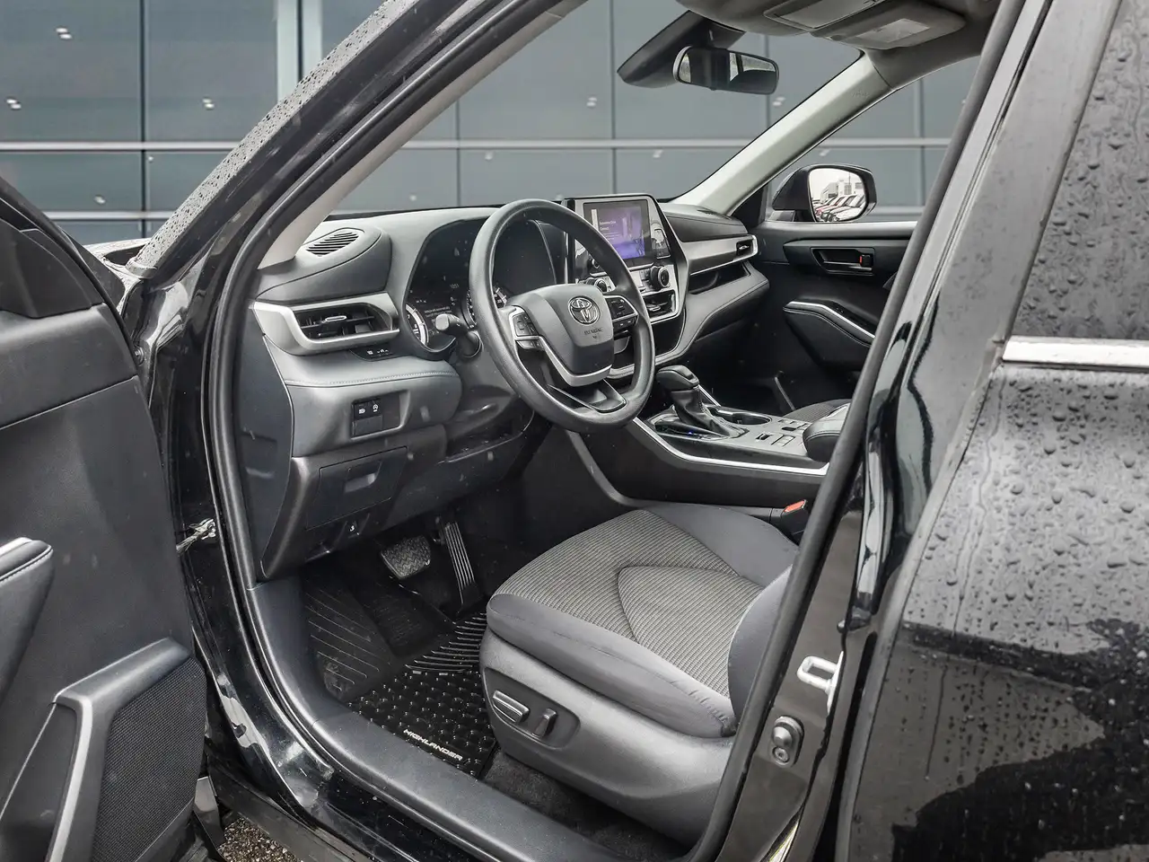 Toyota Highlander снимка Toyota Highlander