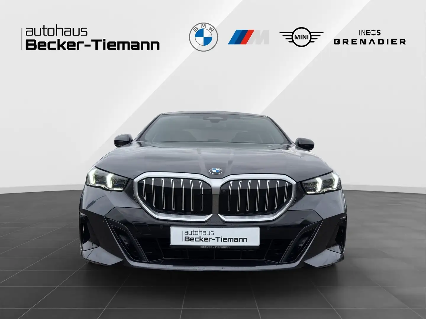 BMW 540 d xDrive M Sport/Panorama/DA+/PA+/Sitzbelüftung/St Grau - 2