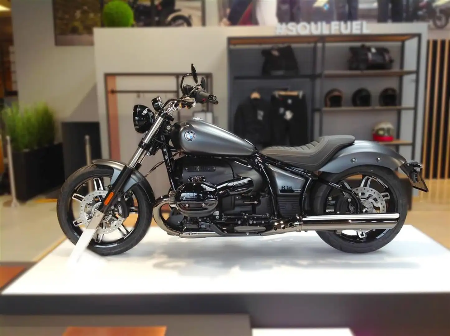 BMW R 18 Nieuw - niet ingeschreven - 0 KM Grigio - 1