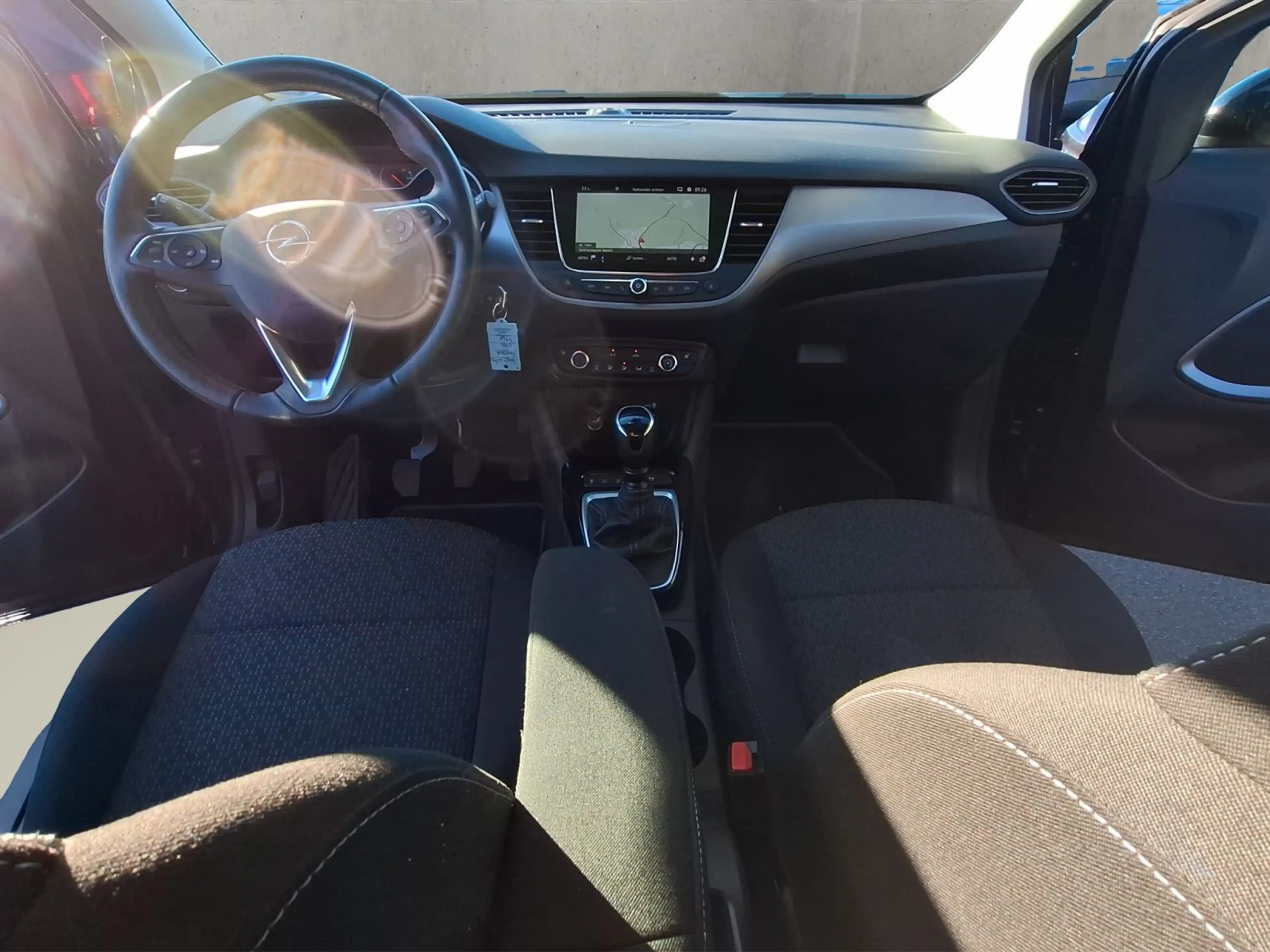 Opel Crossland X 1.2 Edition — photo 15