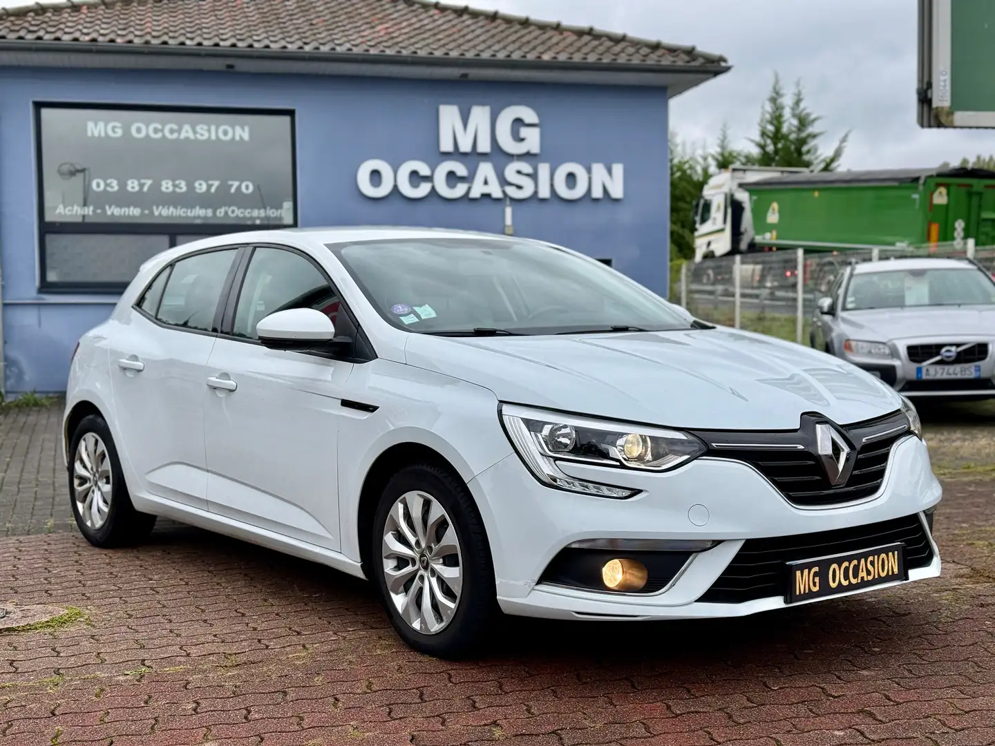 Renault Megane Mégane IV Berline TCe 100 Energy Life - 2