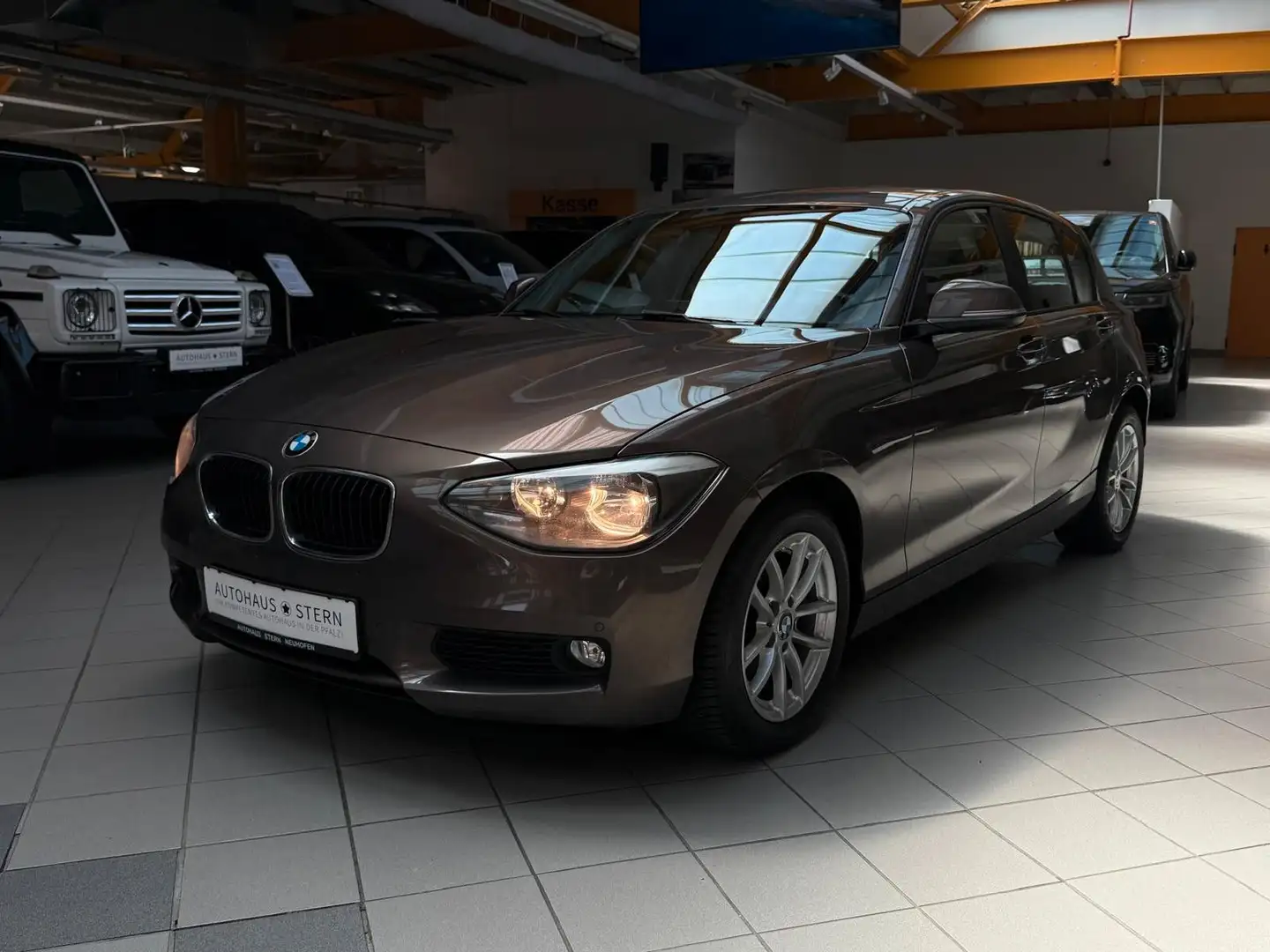 BMW 118 d|Automatik|Tempomat|Klima|1.Hand|PDC|Standhz - 1