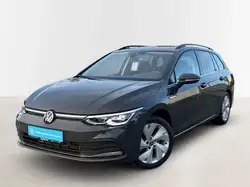 Volkswagen Golf VIII Style 2.0 TDI DSG LED BT SHZ ACC e Sitze Fern