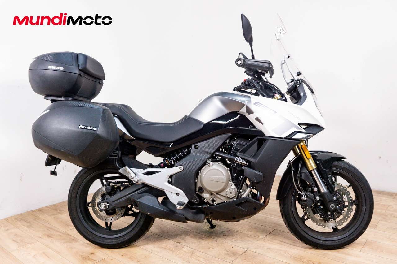 CFMOTO 650 MT