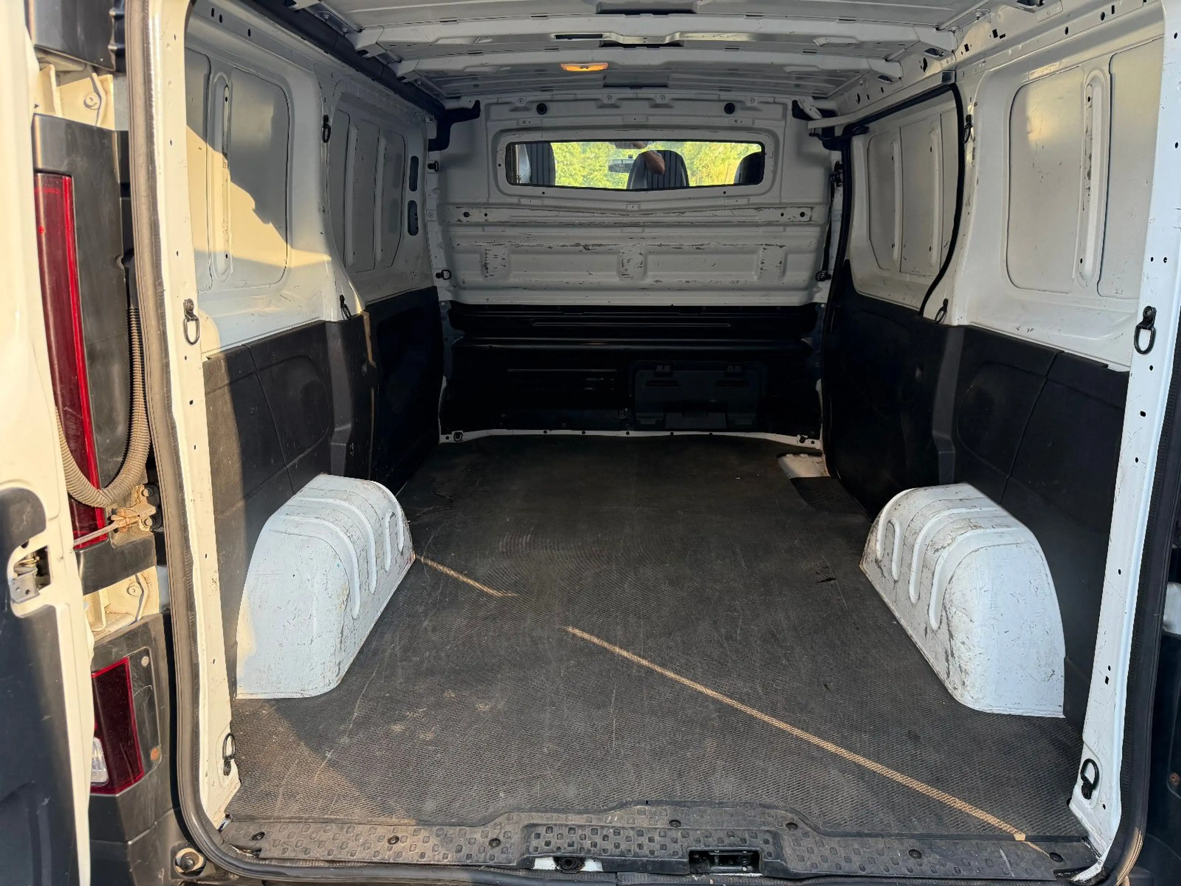 Renault Trafic 1.6 dCi Kasten Komfort KLIMA/Keyless Go — photo 15
