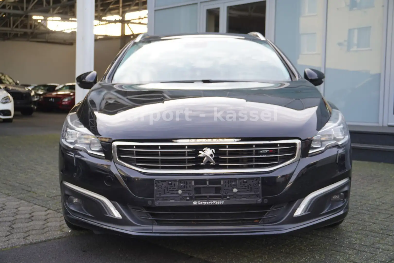 Peugeot 508 SW GT Automatik/Pano/LED/SR+WR Schwarz - 2