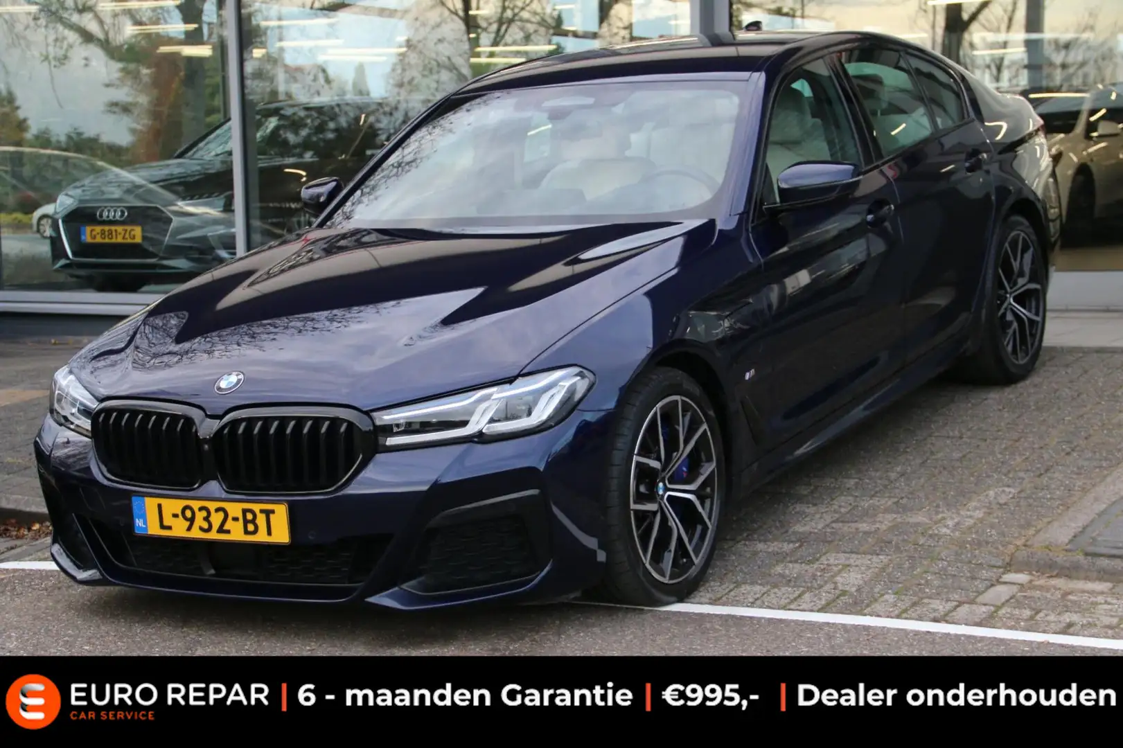 BMW 545 5-serie 545e xDrive High Executive M-PAKKET NL-AUT Blauw - 1