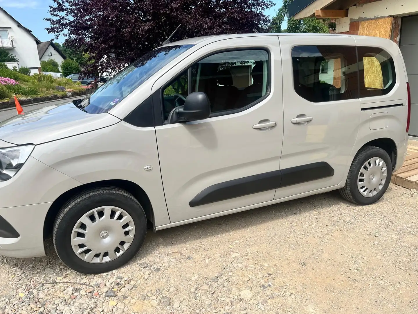 Opel Combo Life Beige - 1