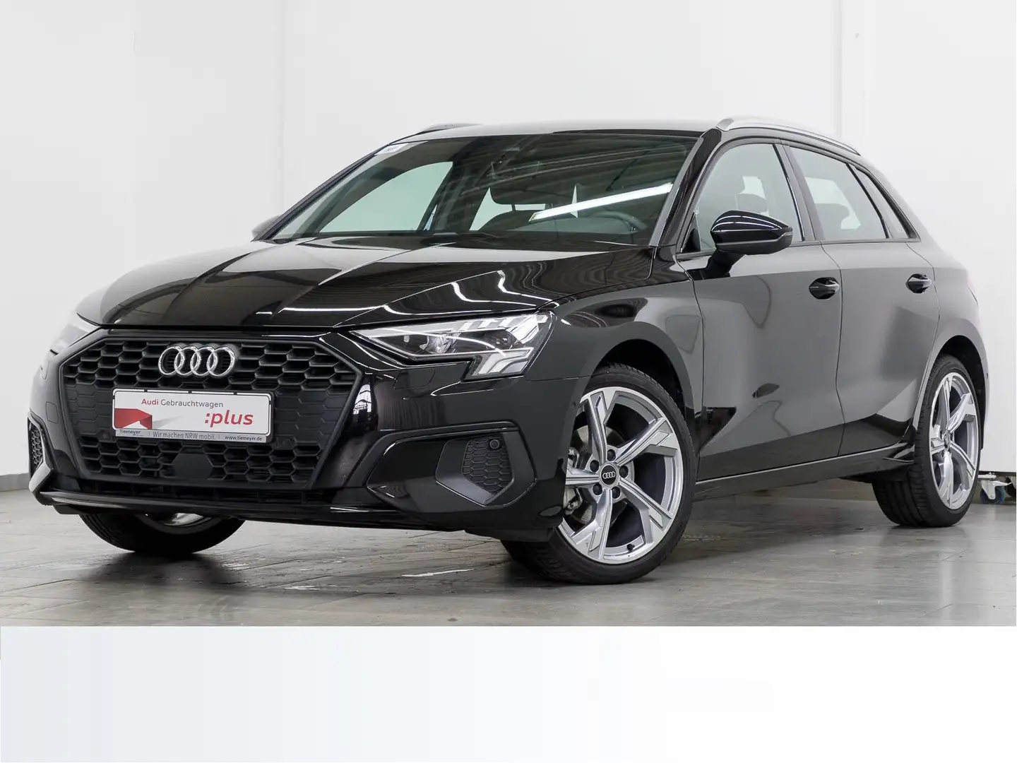Audi A3 35 TFSI LM18 LED NAVI ASSIST Zwart - 2