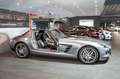 Mercedes-Benz SLS Coupe Dt. Fahrzeug 1. Hand *13.500km* Grau - thumbnail 2