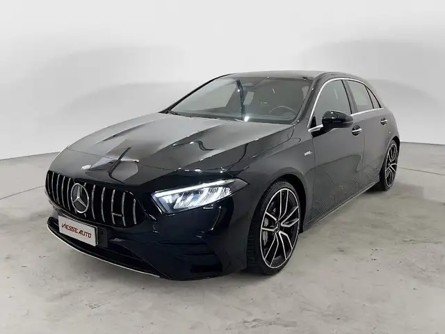 Mercedes-Benz A 35 AMG A AMG 35 Line Premium 4matic auto