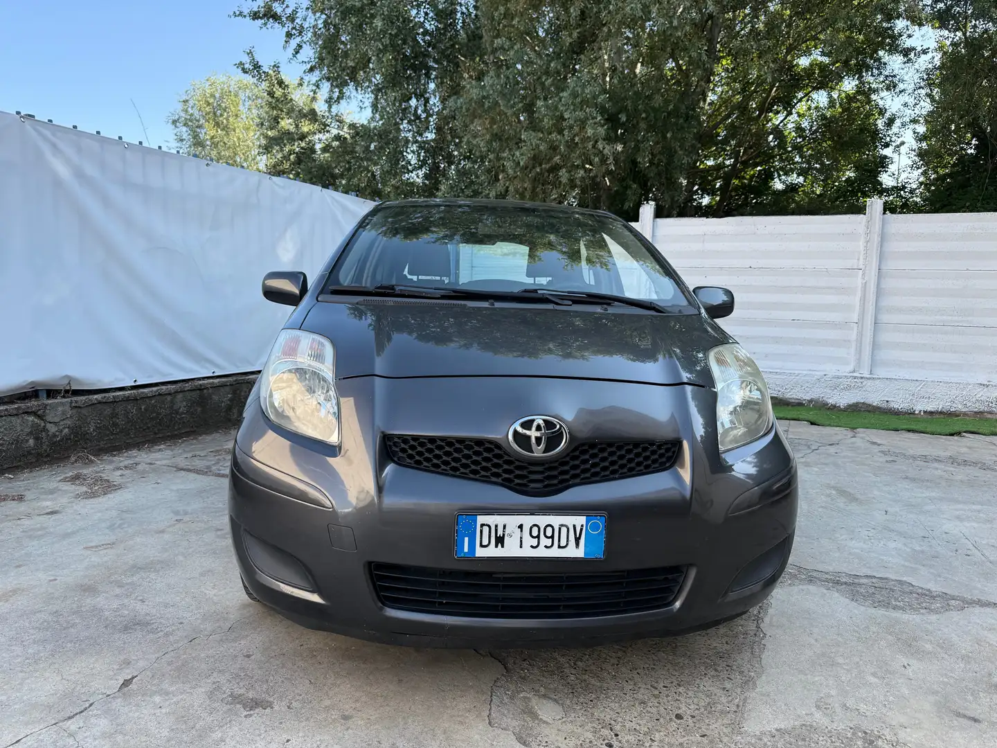 Toyota Yaris Yaris 3p 1.3 dual Sol - 1
