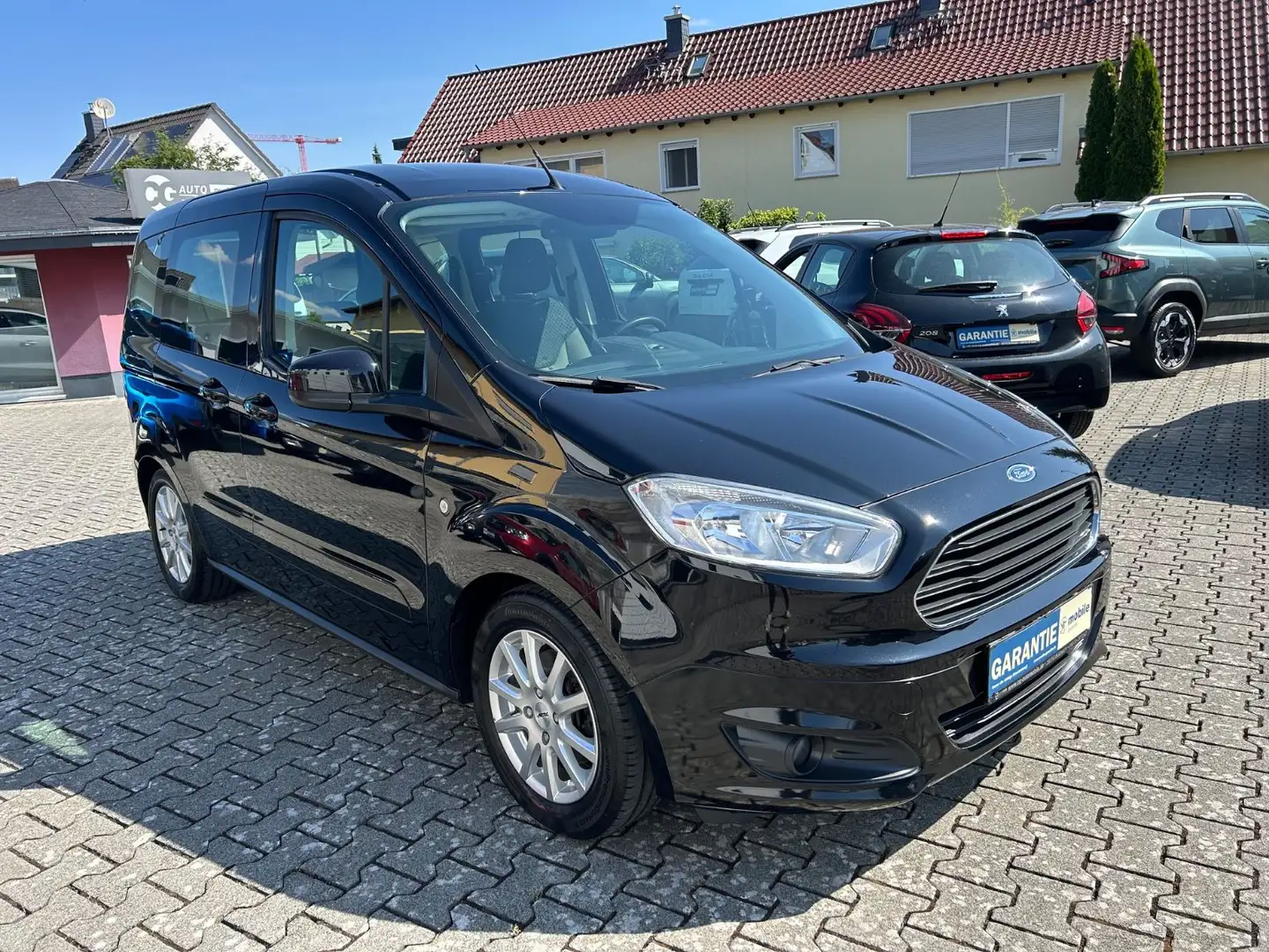 Ford Tourneo Courier 1.0 EcoBoost Trend ( AHK ) Schwarz - 2
