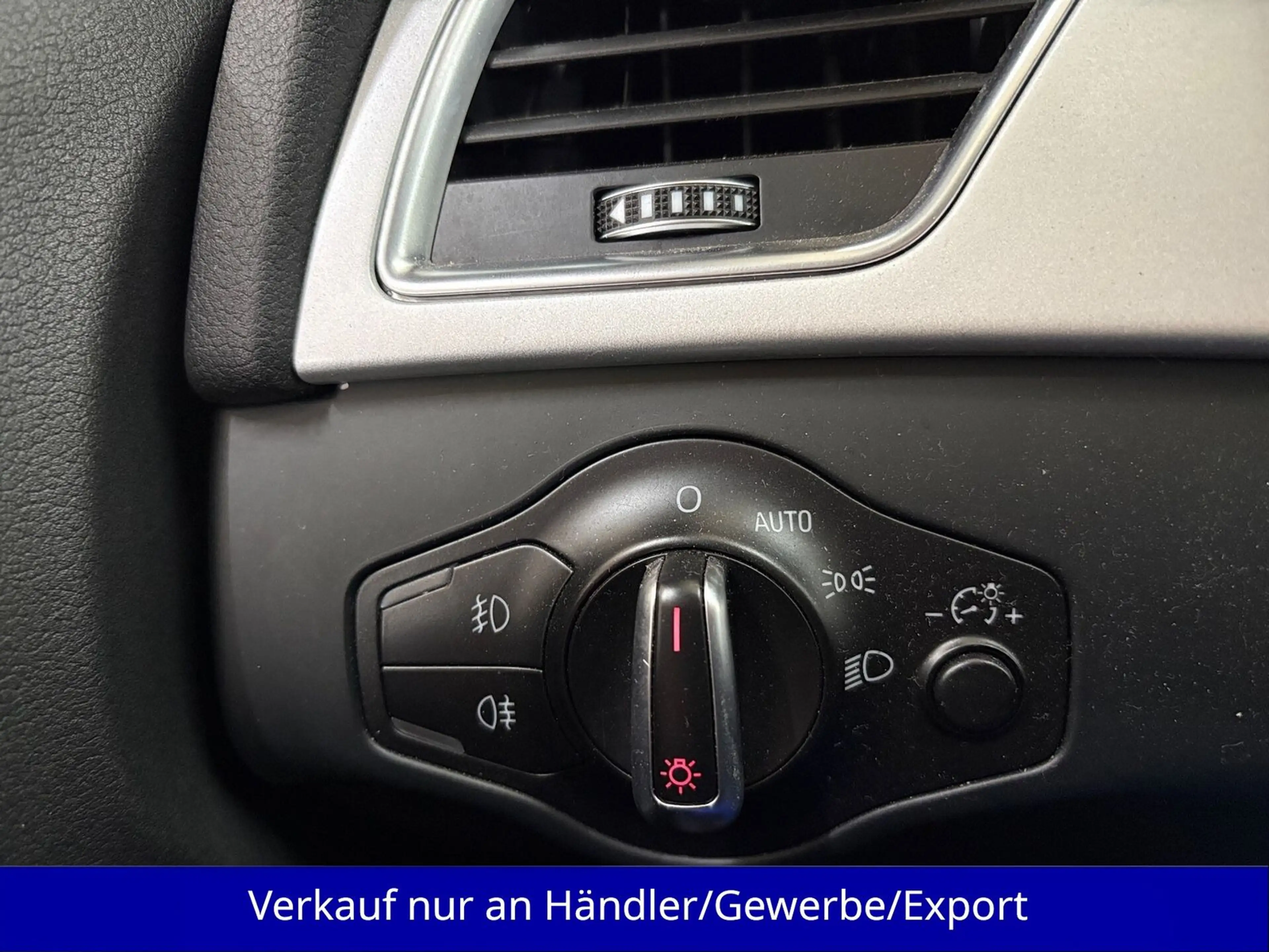 Audi A4 Kombi 2.0 TDI S-line AAC Xenon Navi SHZ PDC — photo 15