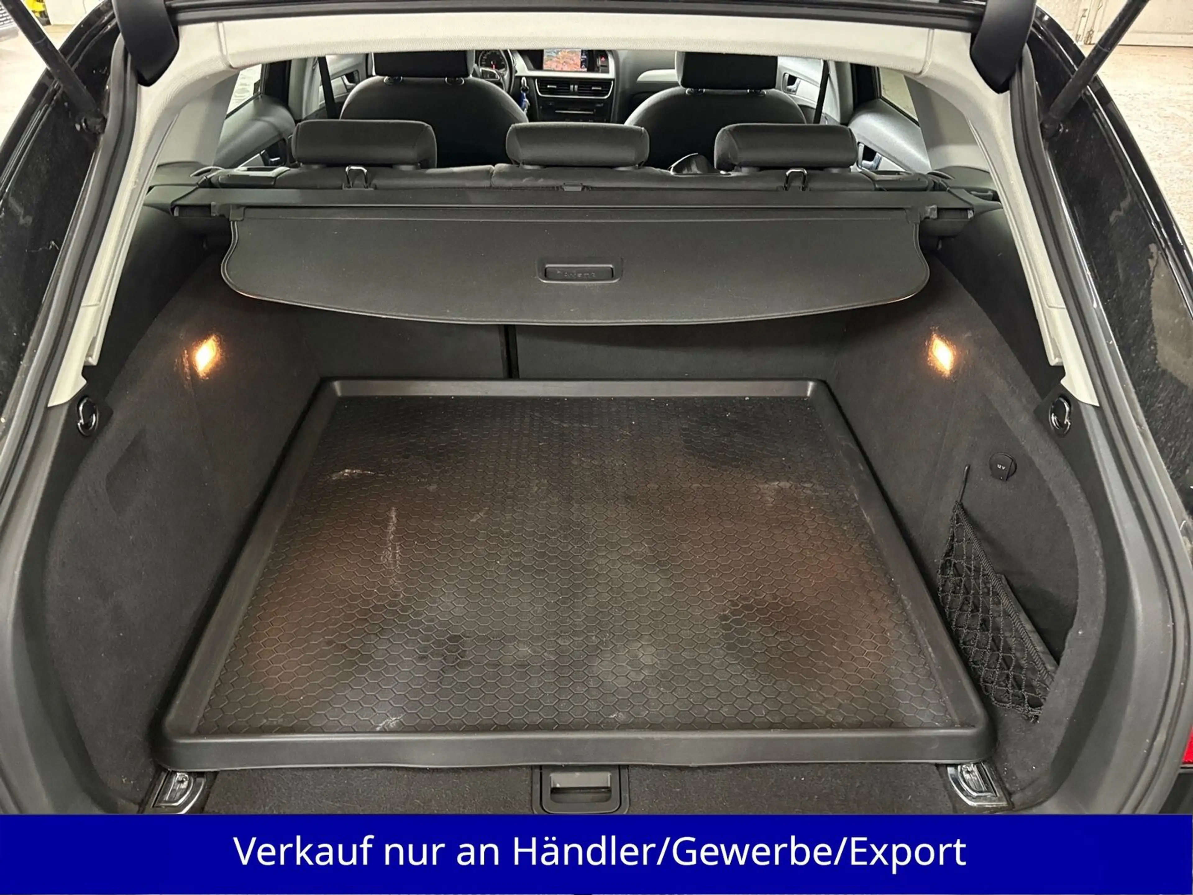 Audi A4 Kombi 2.0 TDI S-line AAC Xenon Navi SHZ PDC — photo 8