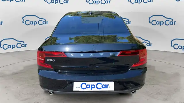 Volvo S90 view 3