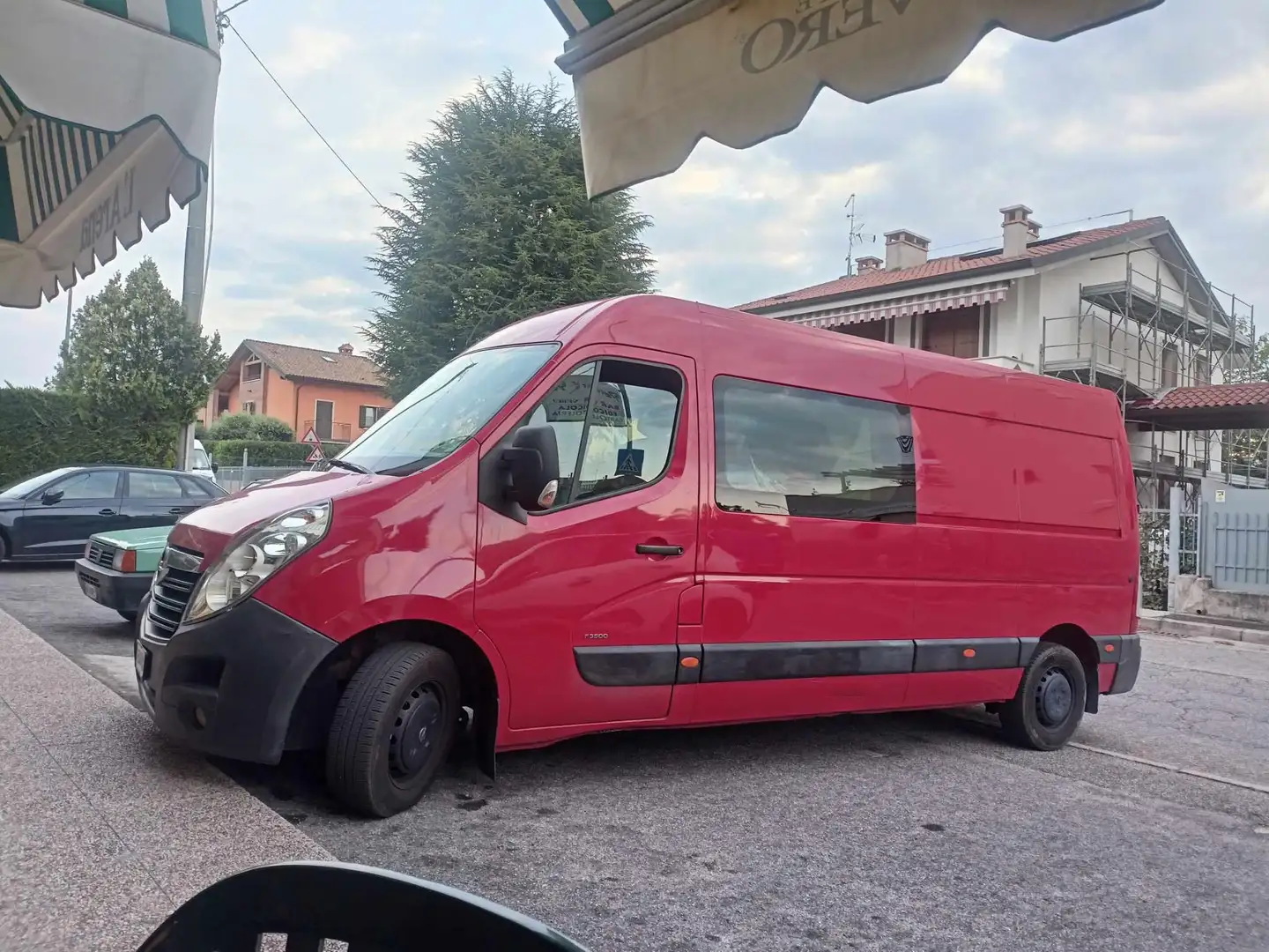 Opel Movano Red - 2
