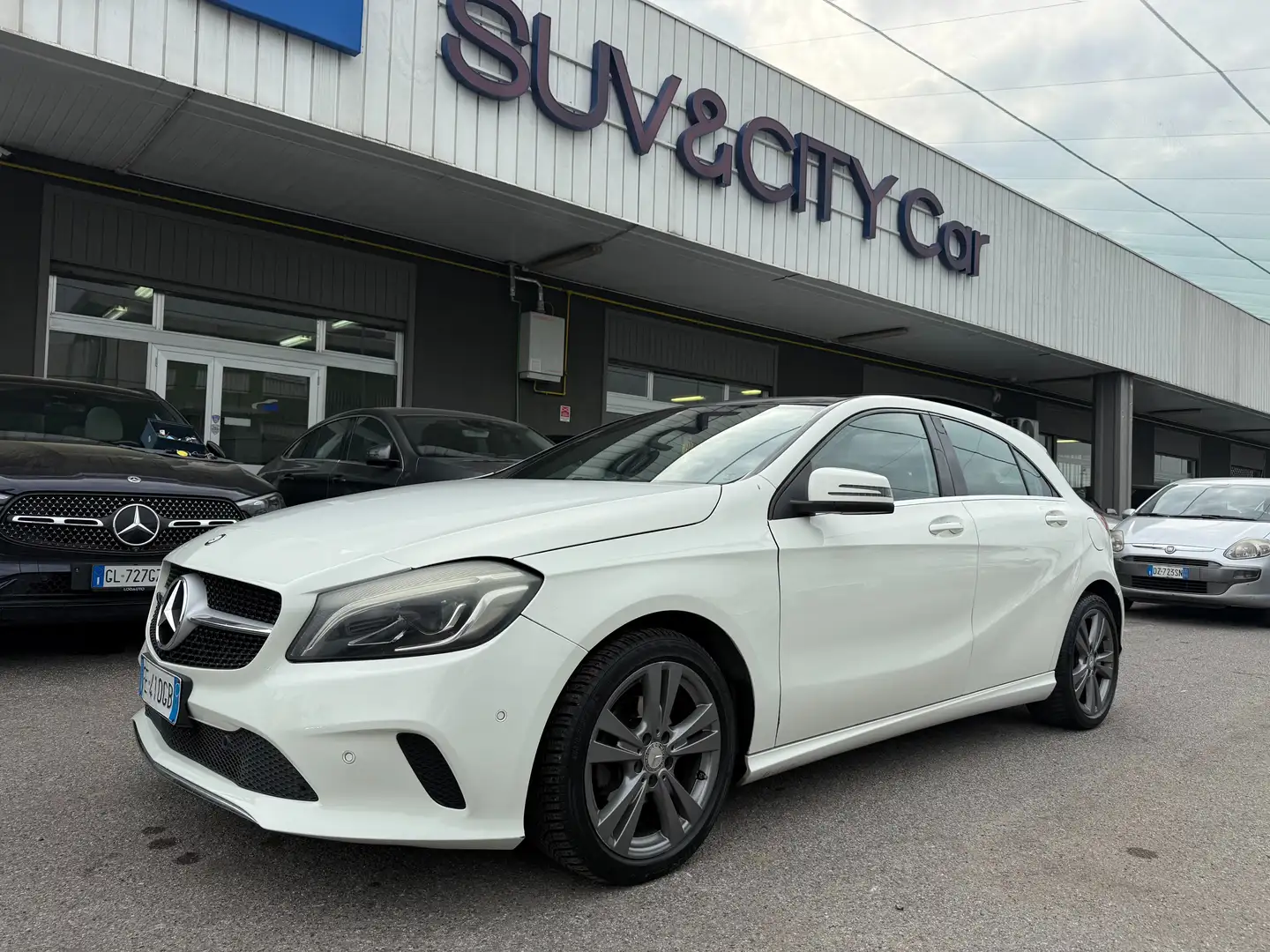 Mercedes-Benz A 180 cdi Sport auto E6 / TETTO PANORAMICO Bianco - 1