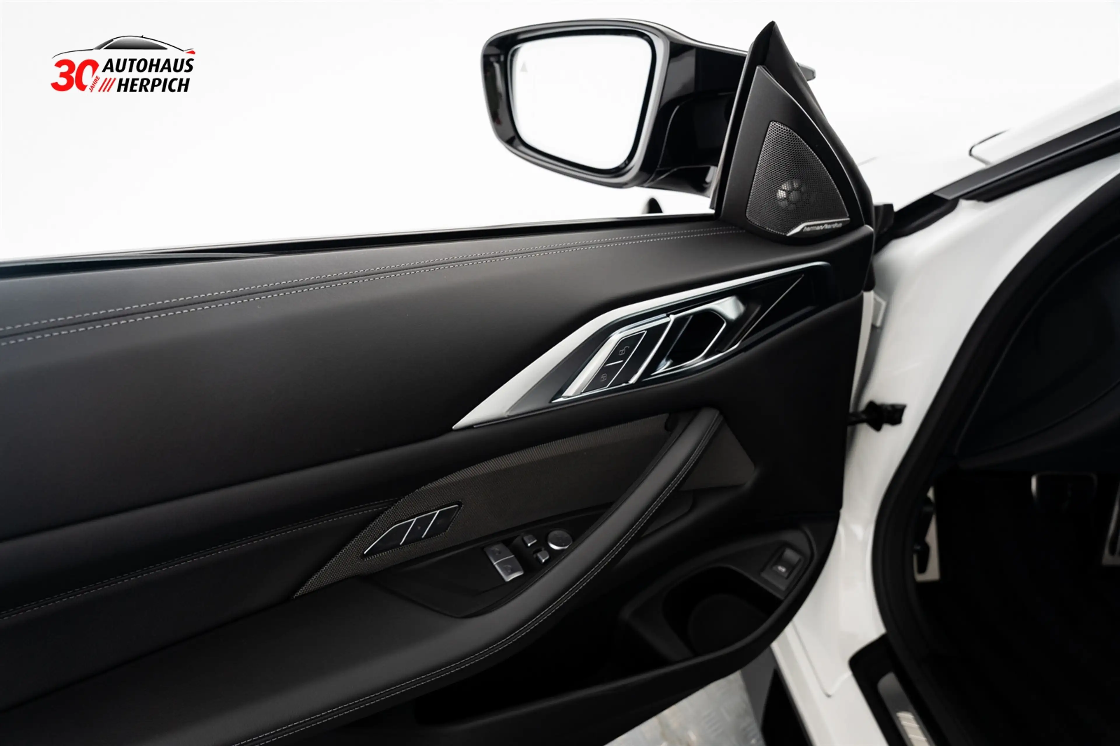 BMW M4 Competition RWD Heckantrieb MDrive Carbon H&K — photo 12