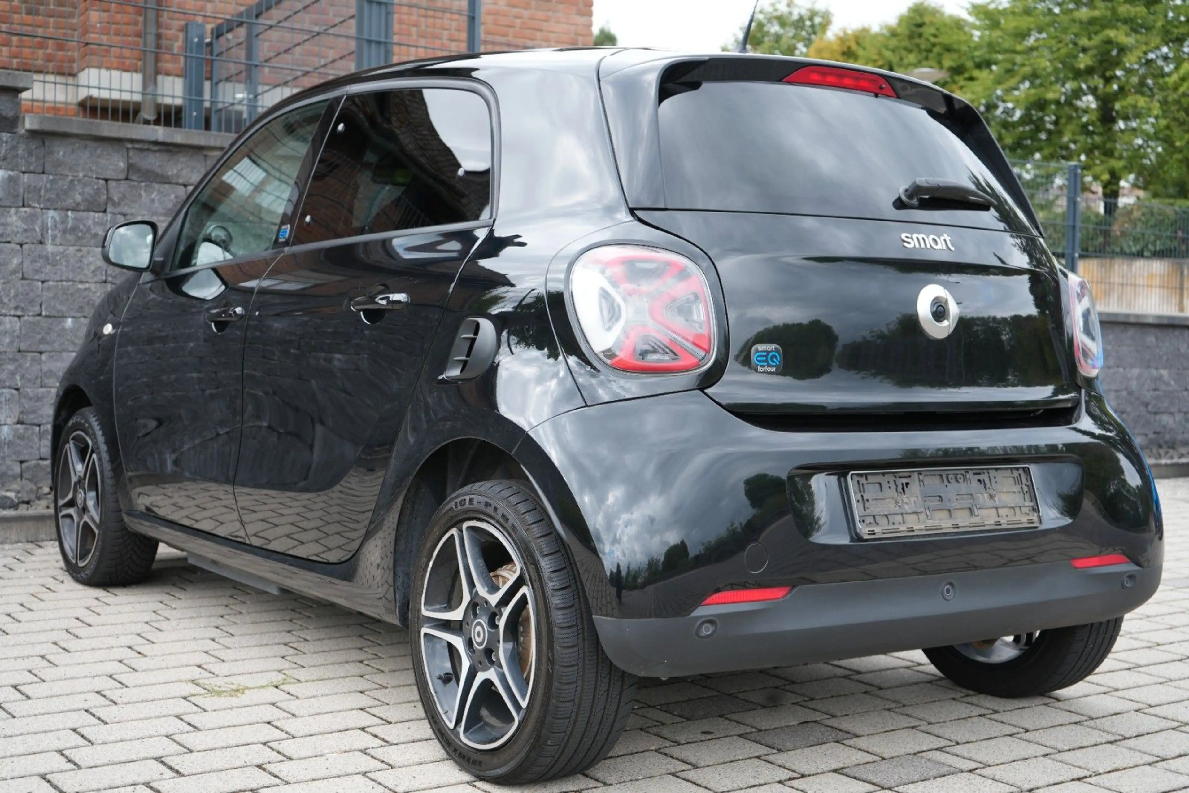 smart forFour electric drive 60kW EQ pulse/1.Hand/Pano/MwSt — photo 7