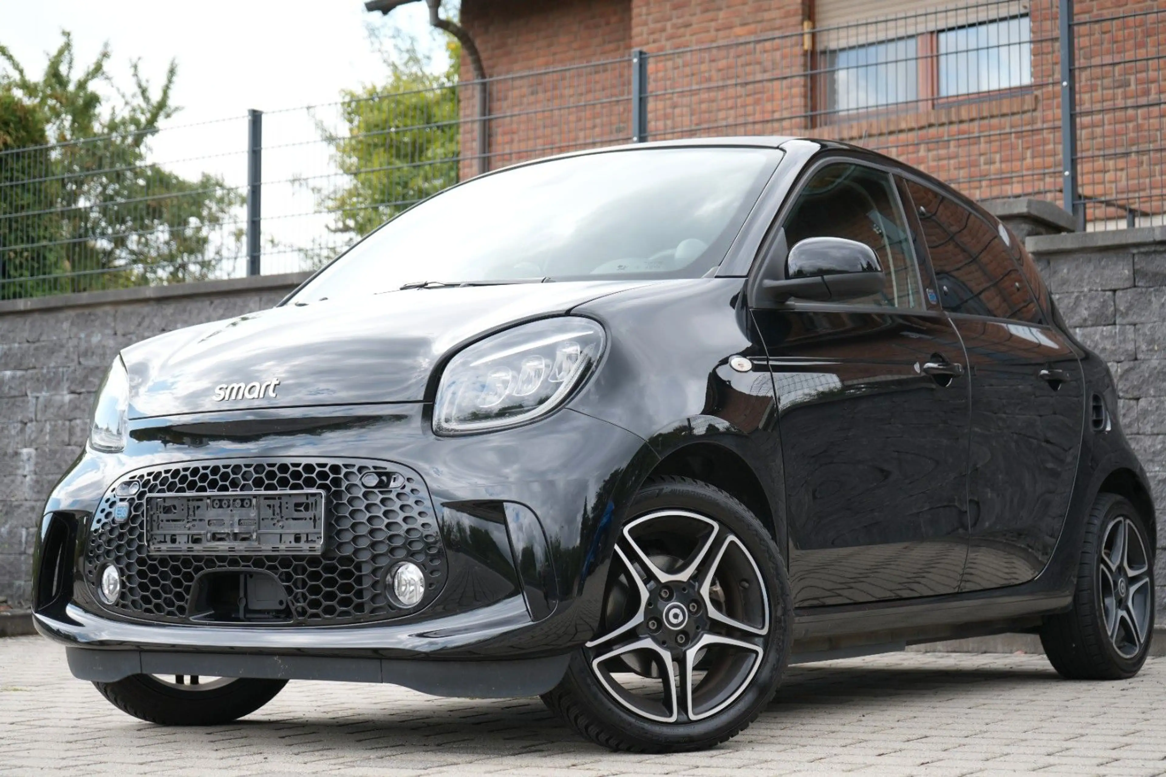 smart forFour electric drive 60kW EQ pulse/1.Hand/Pano/MwSt