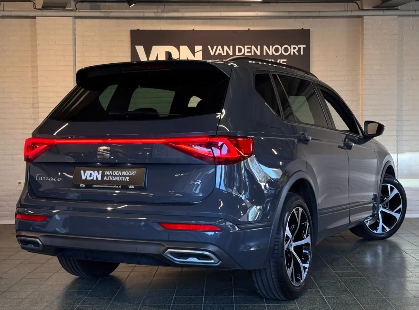 SEAT Tarraco 1.5 TSI FR Business Intense DSG 150pk Trekhaak Cam Gris - 2