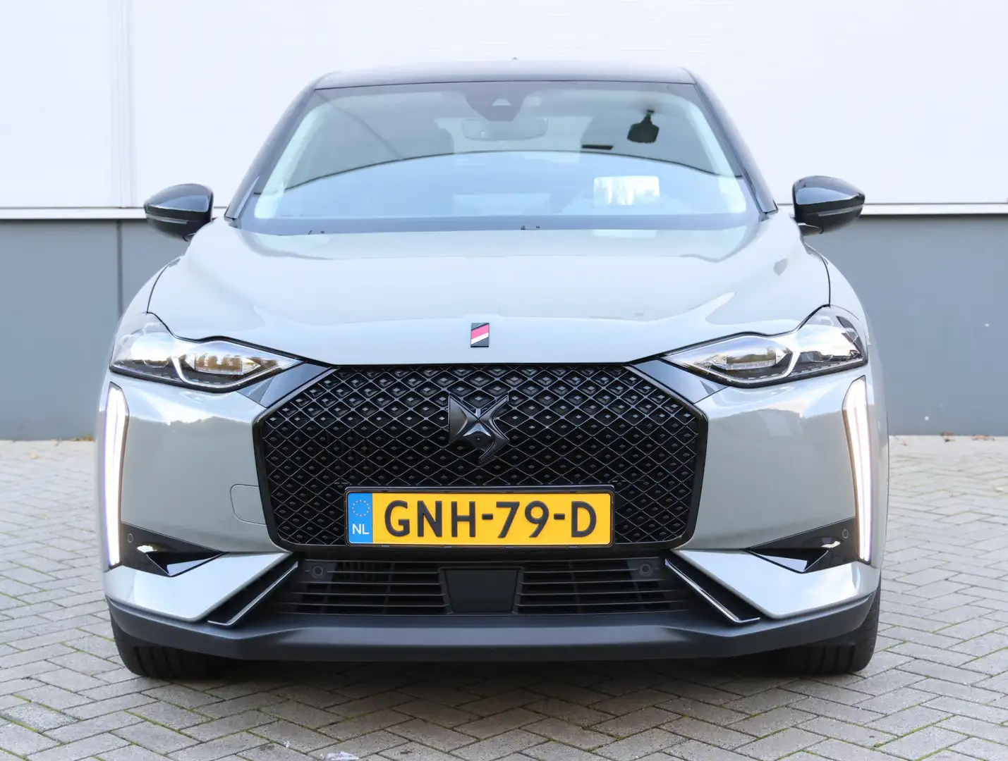 DS Automobiles DS 3 1.2 Hybrid 136 Performance Line | Stoelverwarming Gris - 2