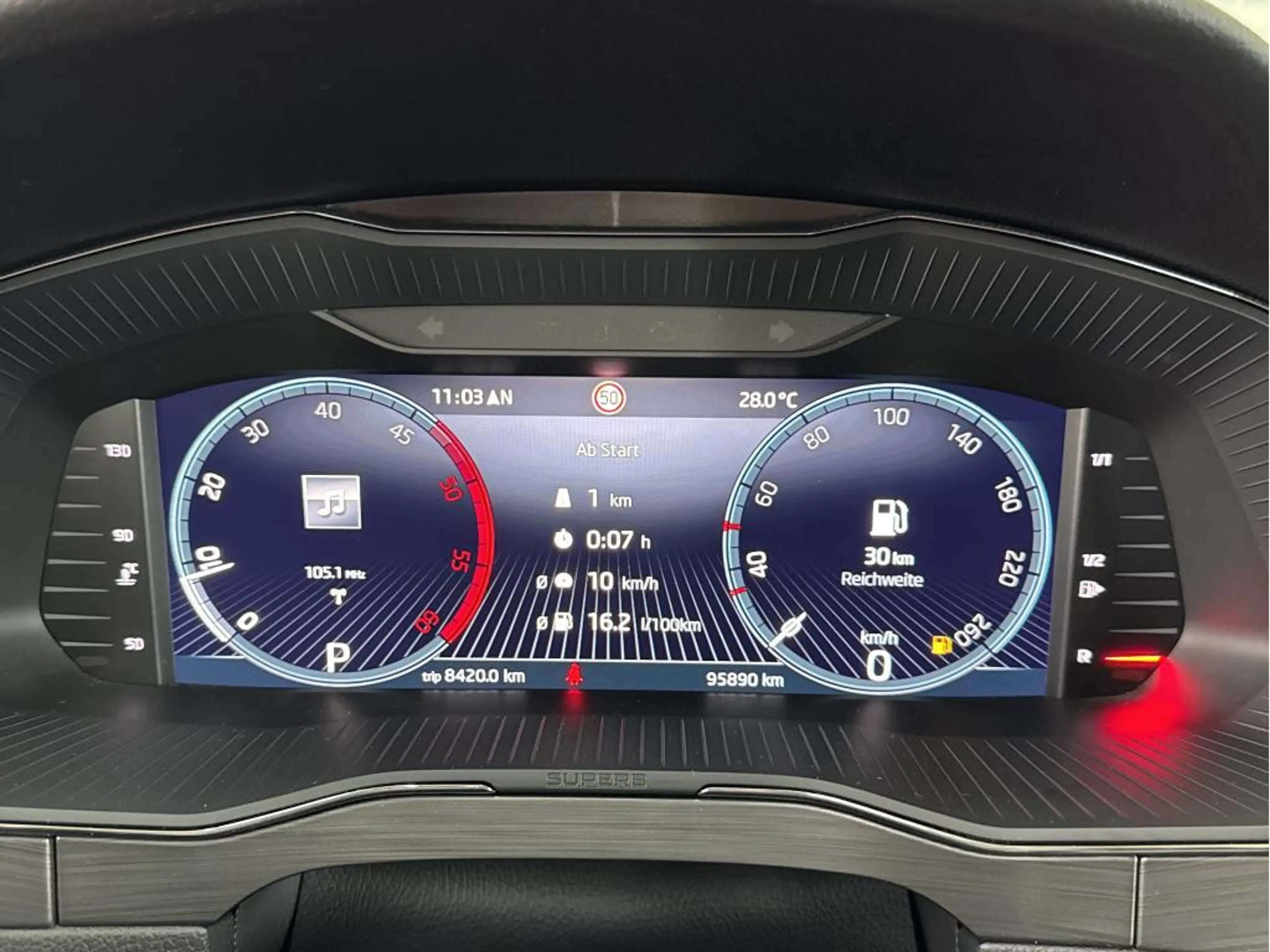 Skoda Superb Combi 2.0 TDI Style MATRIX-LED KAMERA — photo 6