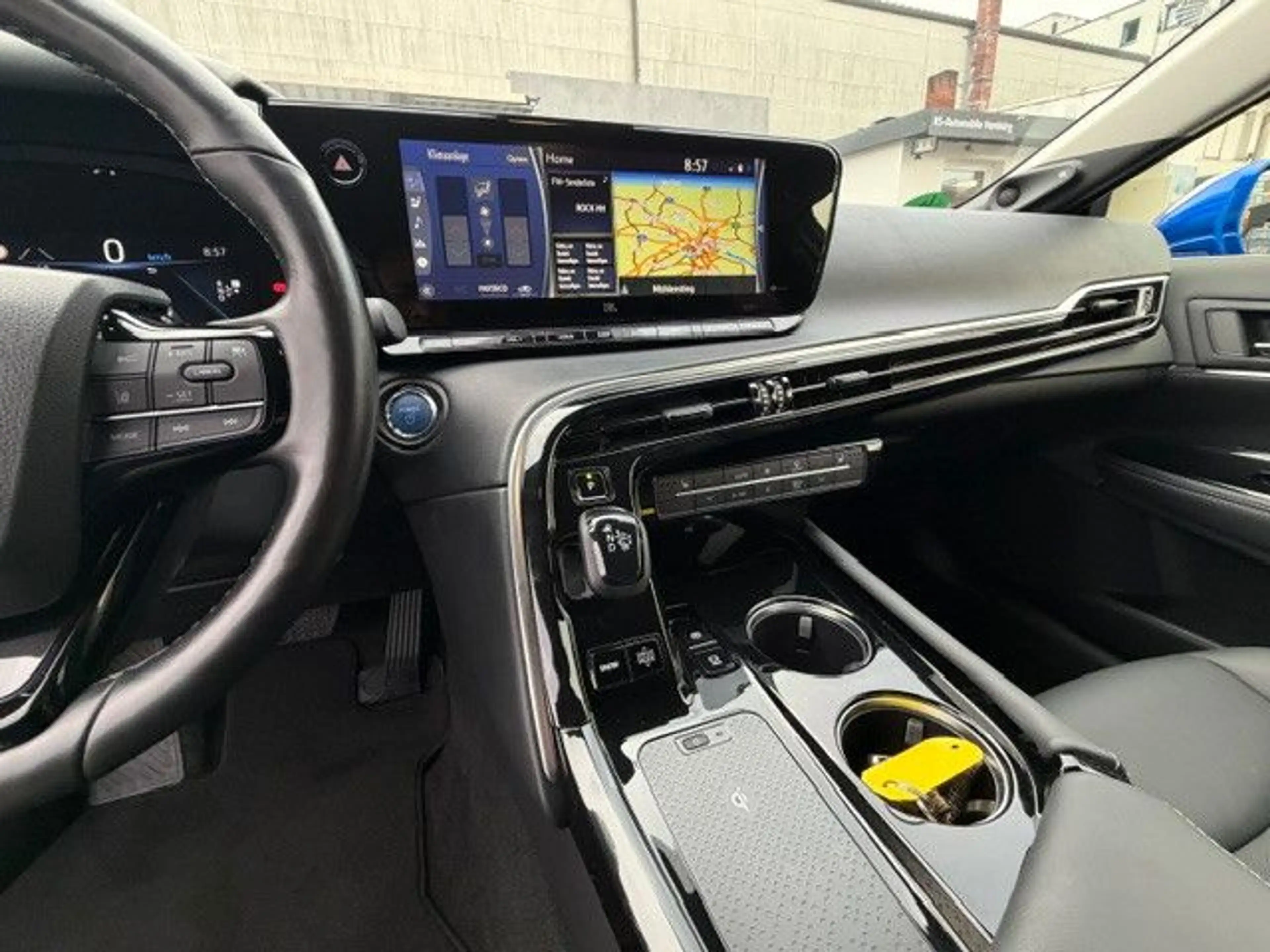 Toyota Mirai Executive 1 Hand — photo 11