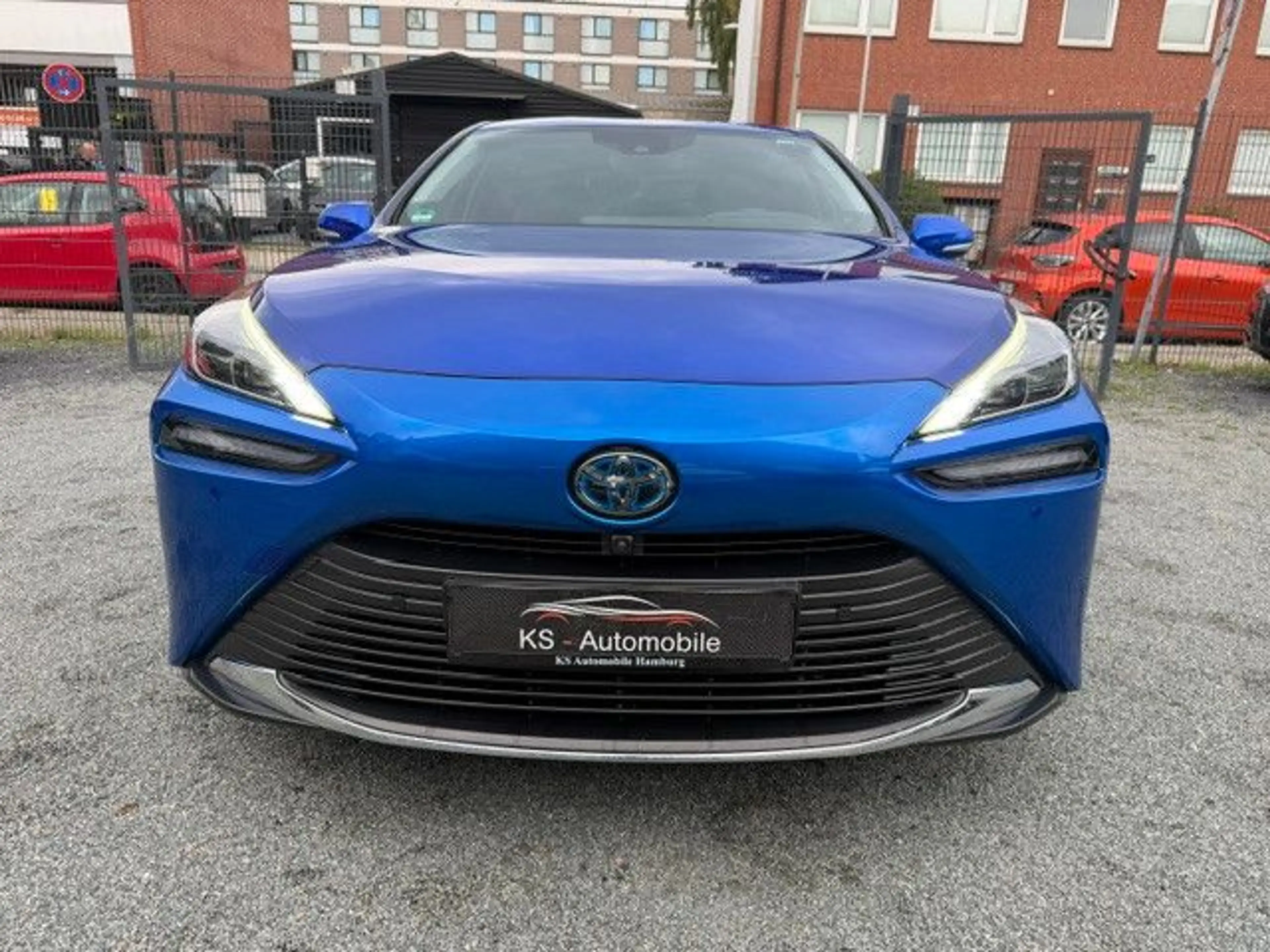Toyota Mirai Executive 1 Hand — photo 3