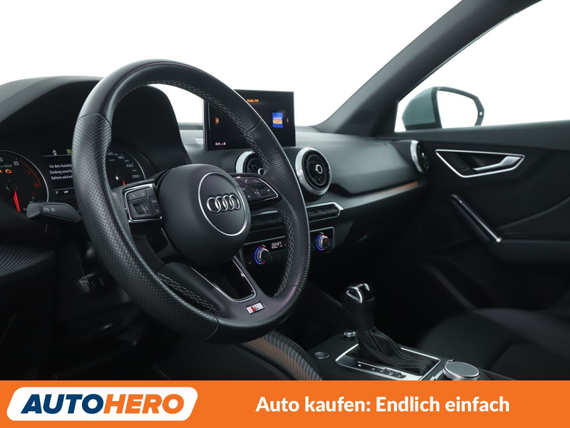 Audi Q2 35 TFSI S line Aut.*NAVI*CAM*SHZ*PDC* — photo 11