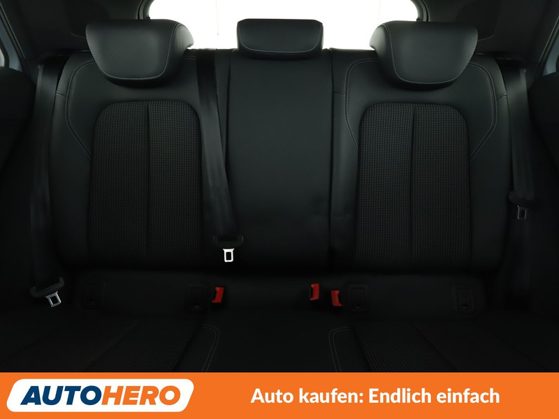 Audi Q2 35 TFSI S line Aut.*NAVI*CAM*SHZ*PDC* — photo 15