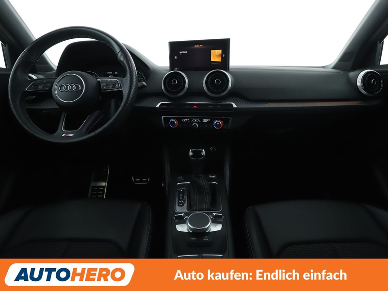 Audi Q2 35 TFSI S line Aut.*NAVI*CAM*SHZ*PDC* — photo 12