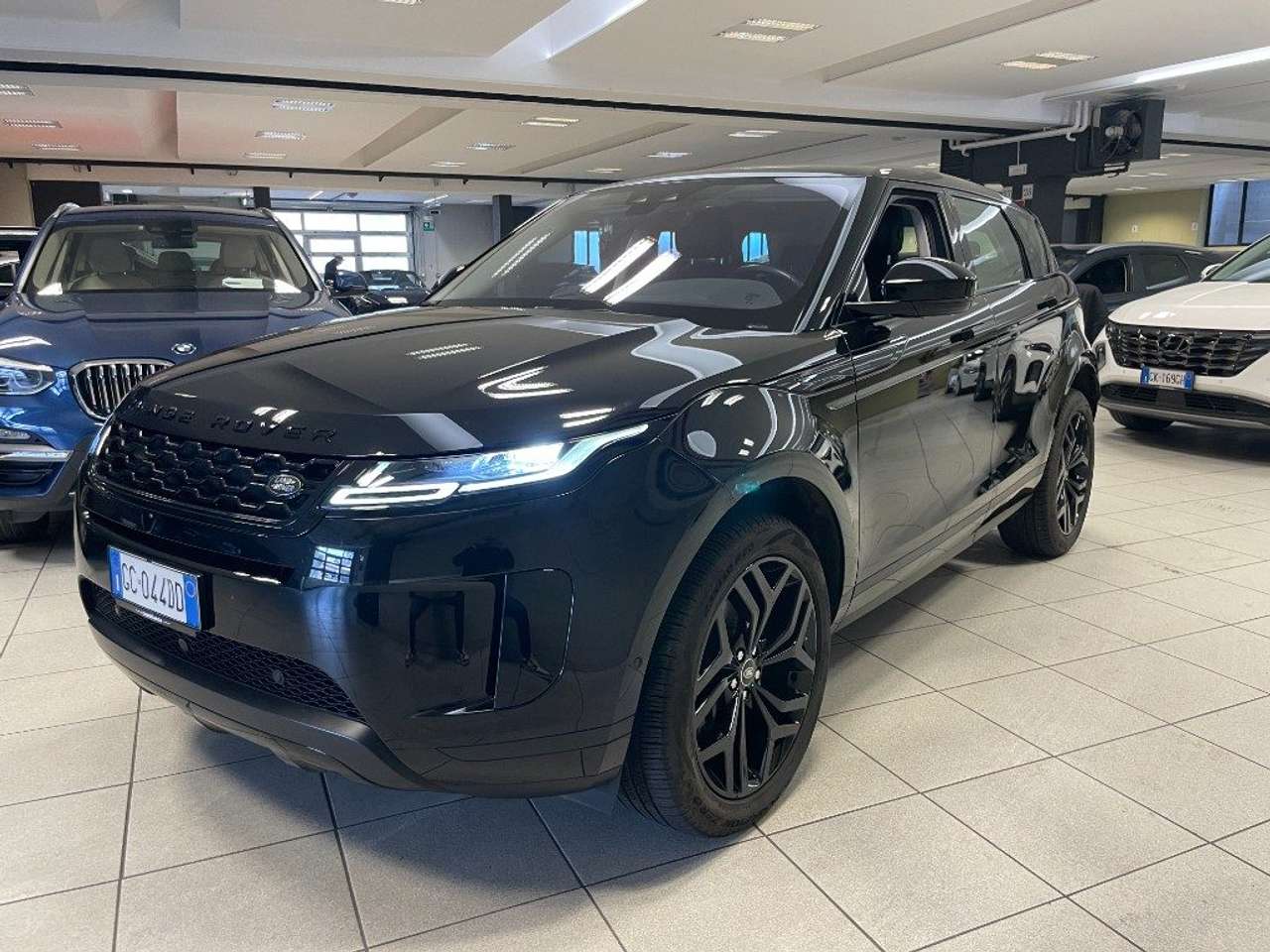 Land Rover Range Rover Evoque 2.0D I4 P150 CV AWD Auto SE AUTOCARRO € 20.400+I