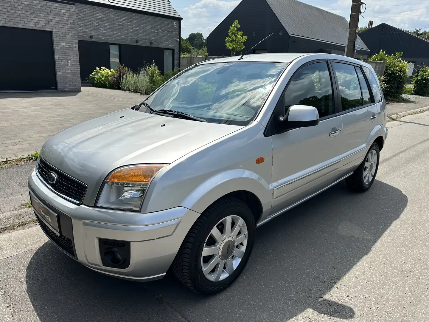 Ford Fusion 1.4i Xtrend Durashift Argent - 1