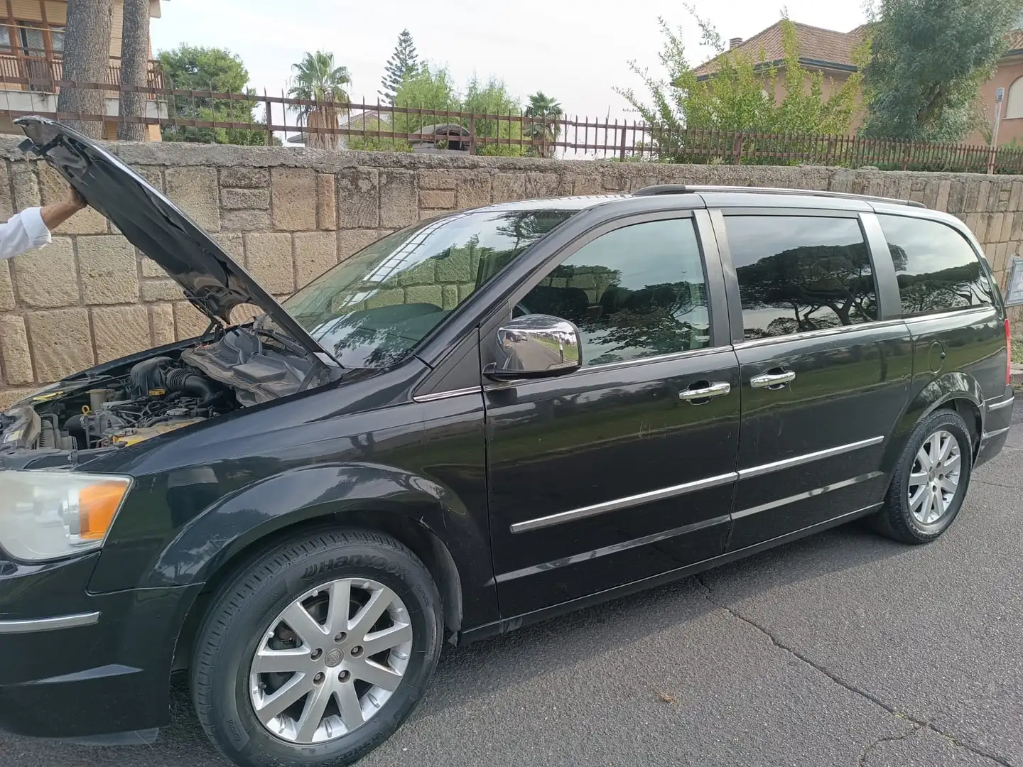 Chrysler Grand Voyager CAMBIO DA REVISIONARE 2.8 crd Limited auto dpf Nero - 2
