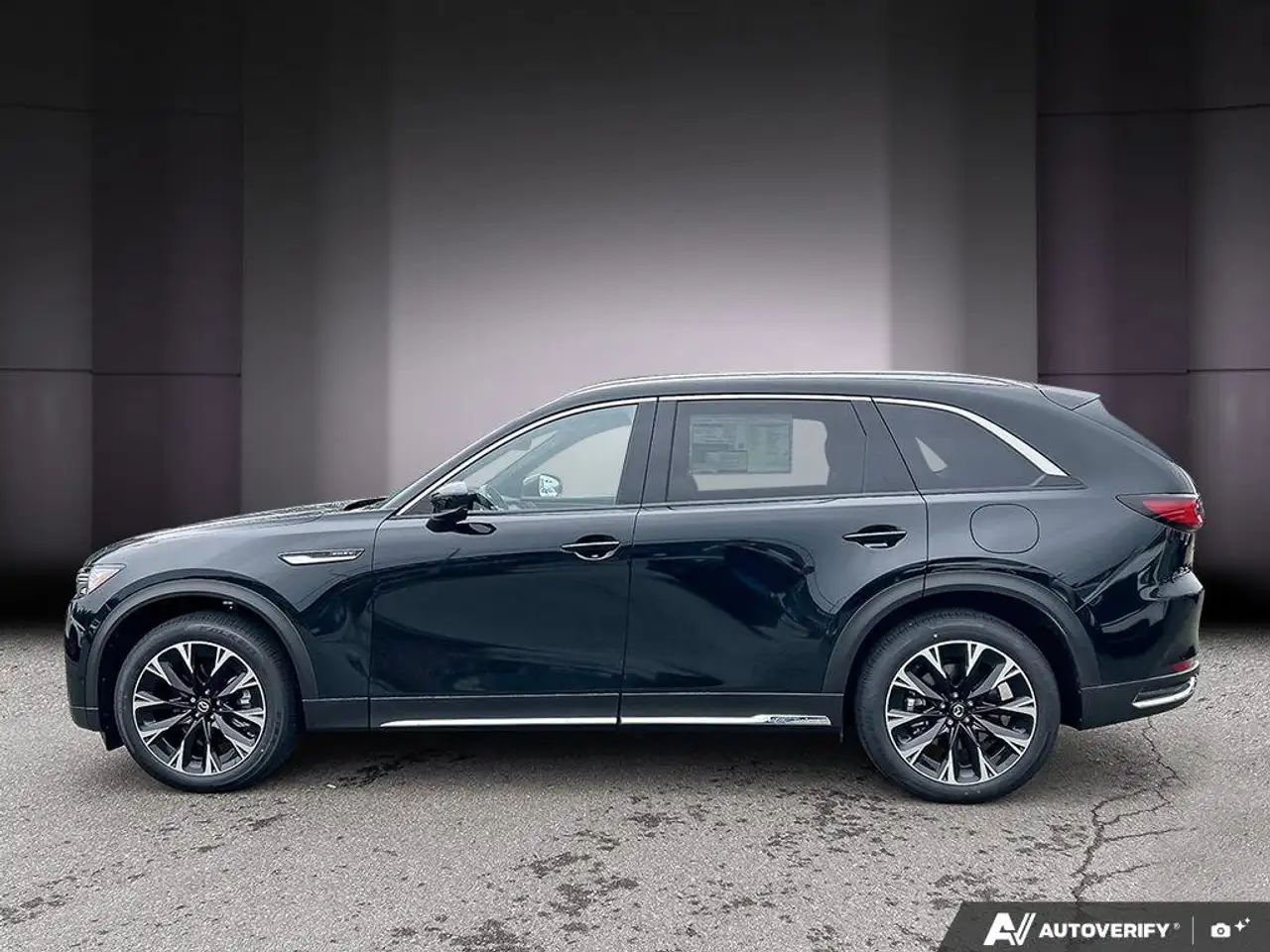 Mazda CX-90 PHEV снимка Mazda CX-90 PHEV
