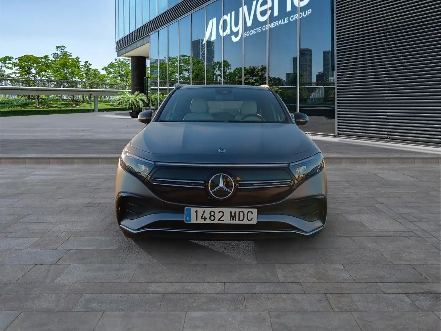 Mercedes-Benz EQA 250 Gris - 2