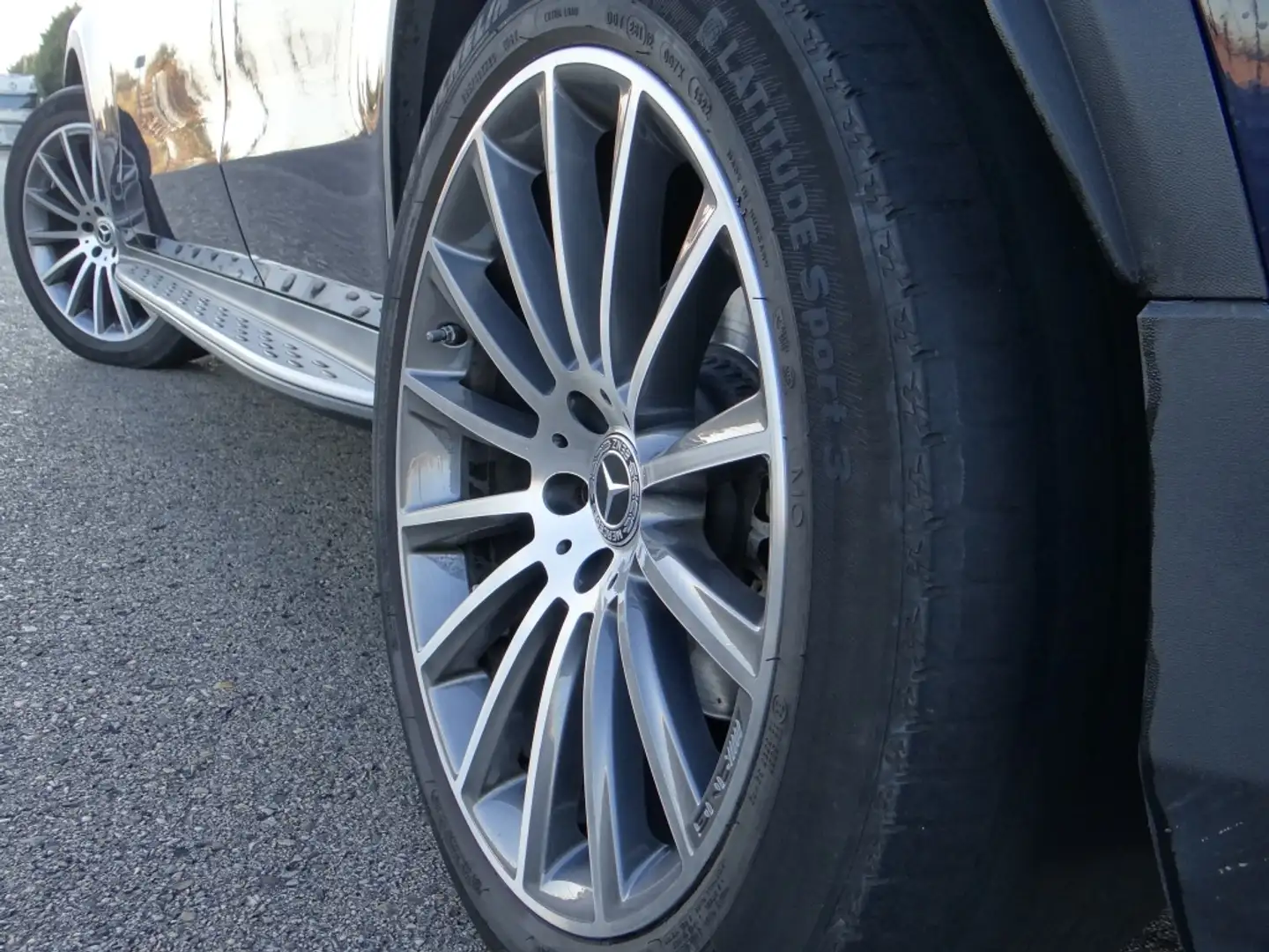 Mercedes-Benz GLC 250 Coupé 4Matic (9.75) Aut. Bleu - 2