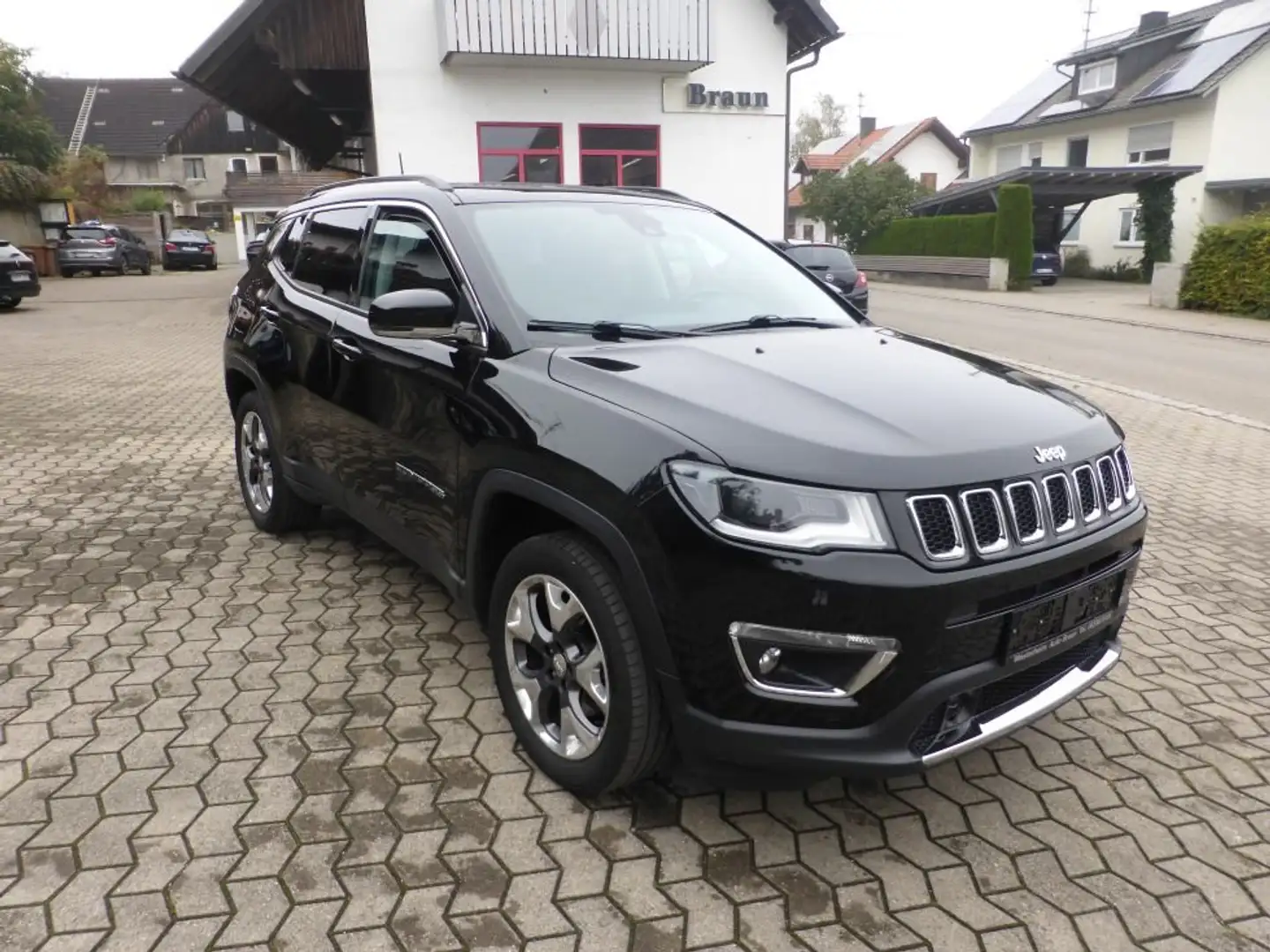 Jeep Compass Limited 4WD Schwarz - 1