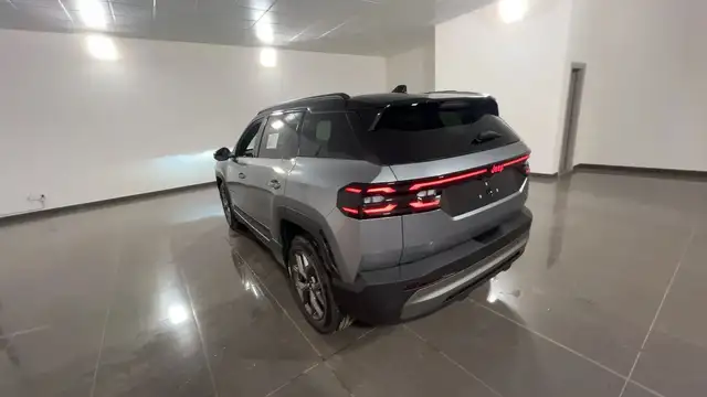 Jeep Compass view 6
