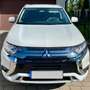 Mitsubishi Outlander 2.4 4WD Plug-In Hybrid Spirit AHK GARANTIE bijela - thumbnail 1