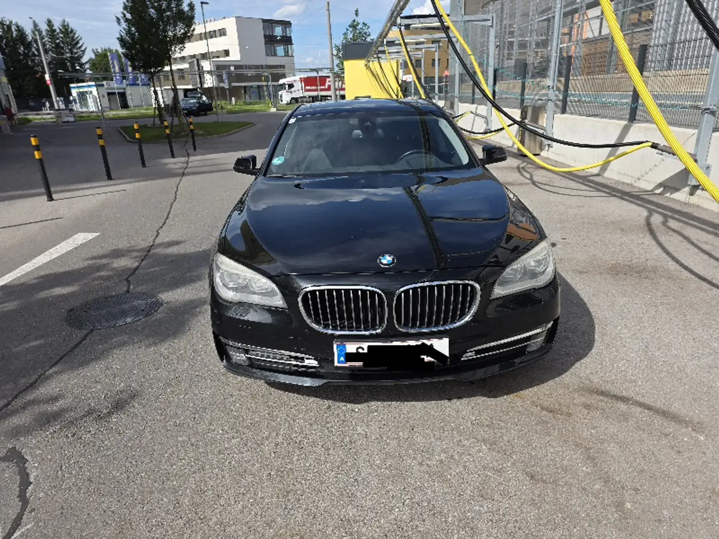 BMW 730 730d xDrive Aut. Schwarz - 1