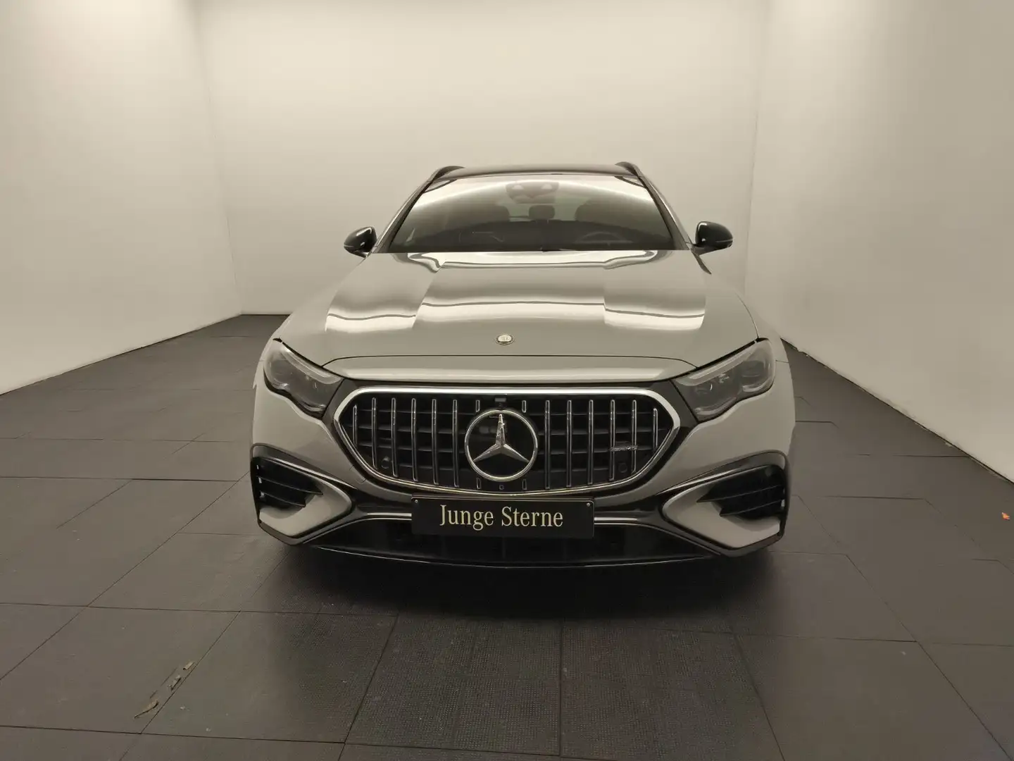 Mercedes-Benz E 53 AMG Mercedes-AMG E 53 Hybrid 4MATIC+ T-Modell  Navi Grau - 2