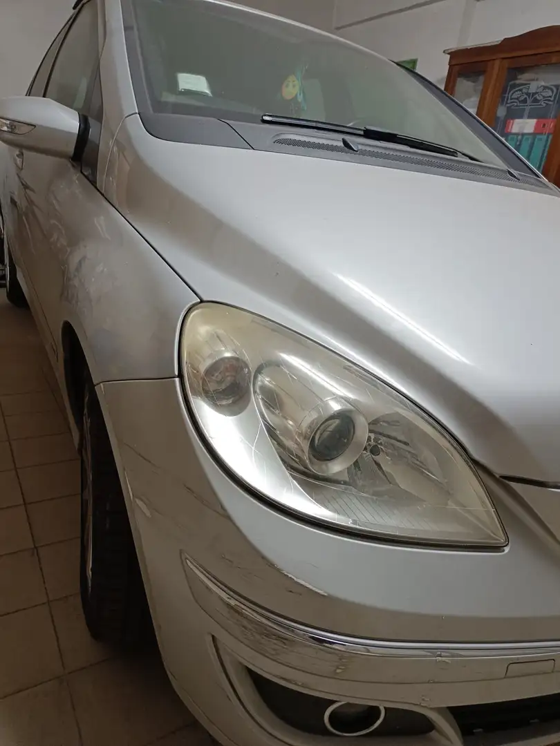 Mercedes-Benz 200 CLASSE B SPORT srebrna - 1