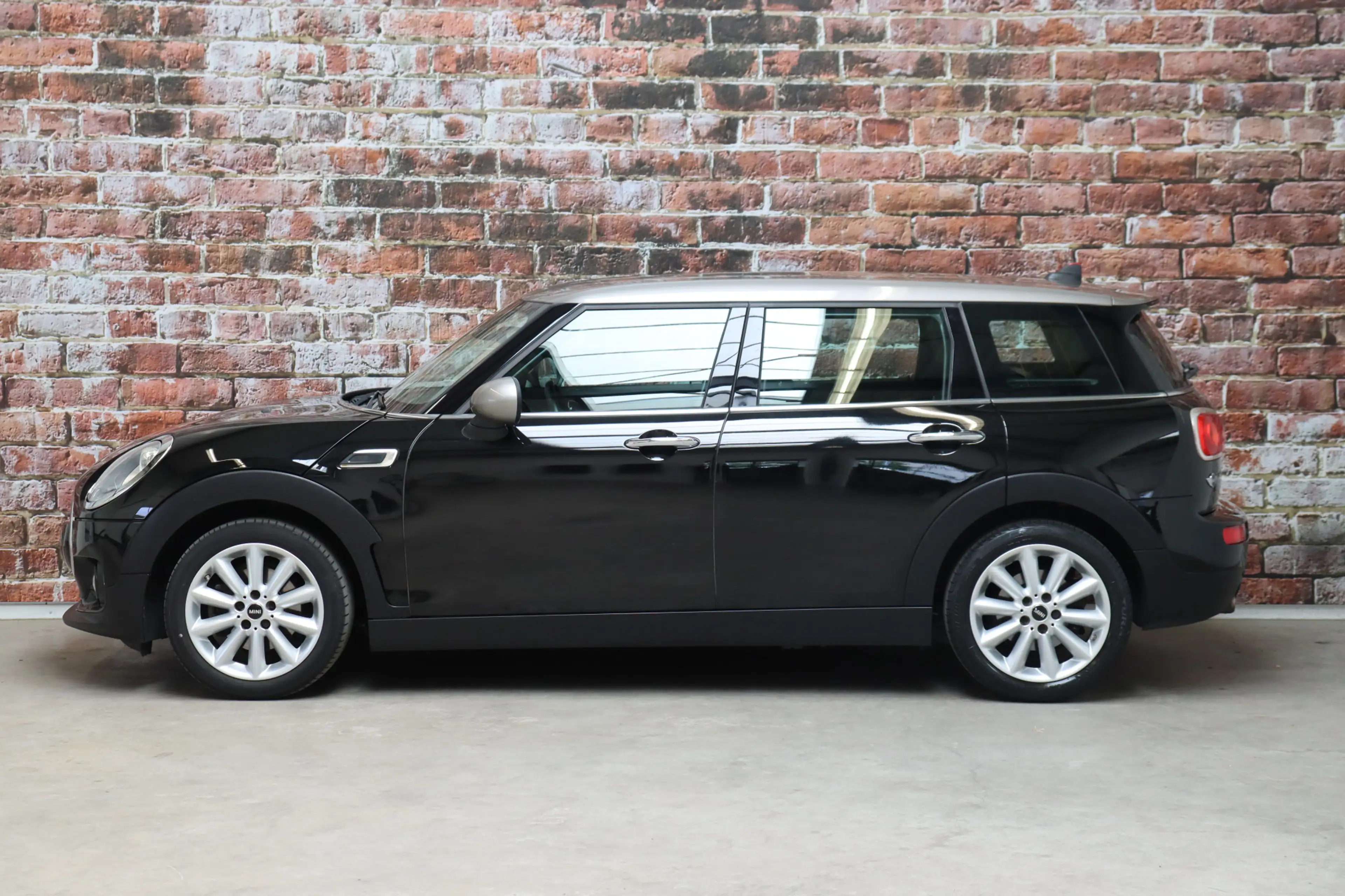 MINI Cooper Clubman 1.5 Business / Navigatiesysteem / Bluetooth / Airc — photo 3