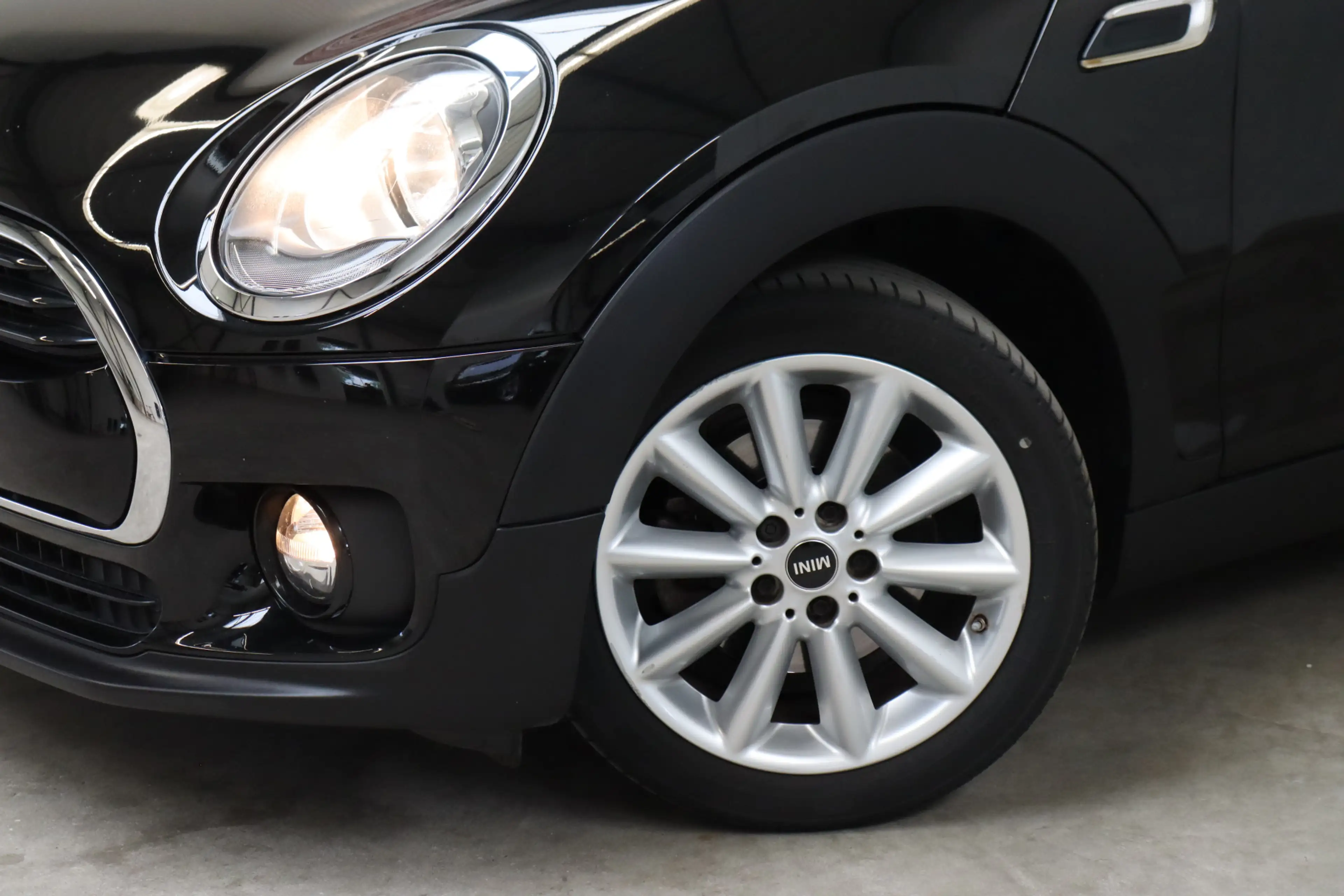 MINI Cooper Clubman 1.5 Business / Navigatiesysteem / Bluetooth / Airc — photo 7