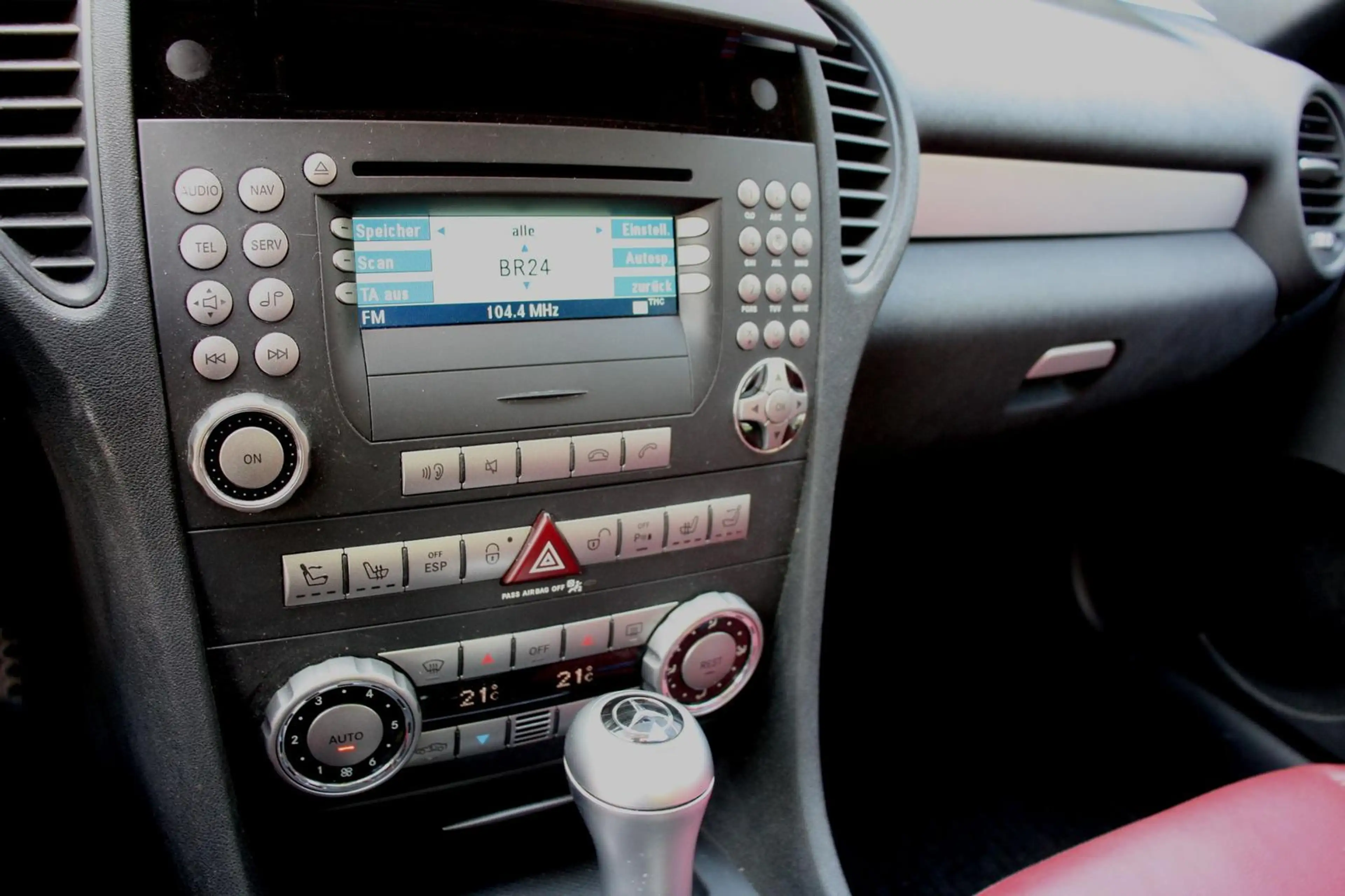 Mercedes-Benz SLK 350 Leder rot Memory Winter Navi 3.5 V6 KAT — photo 10
