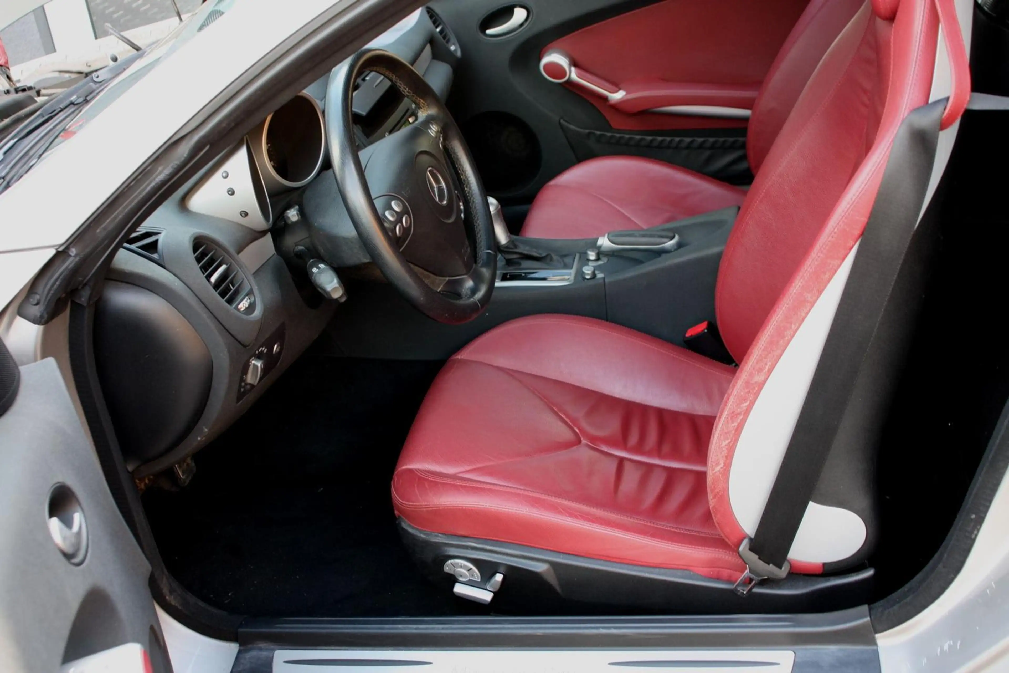 Mercedes-Benz SLK 350 Leder rot Memory Winter Navi 3.5 V6 KAT — photo 8