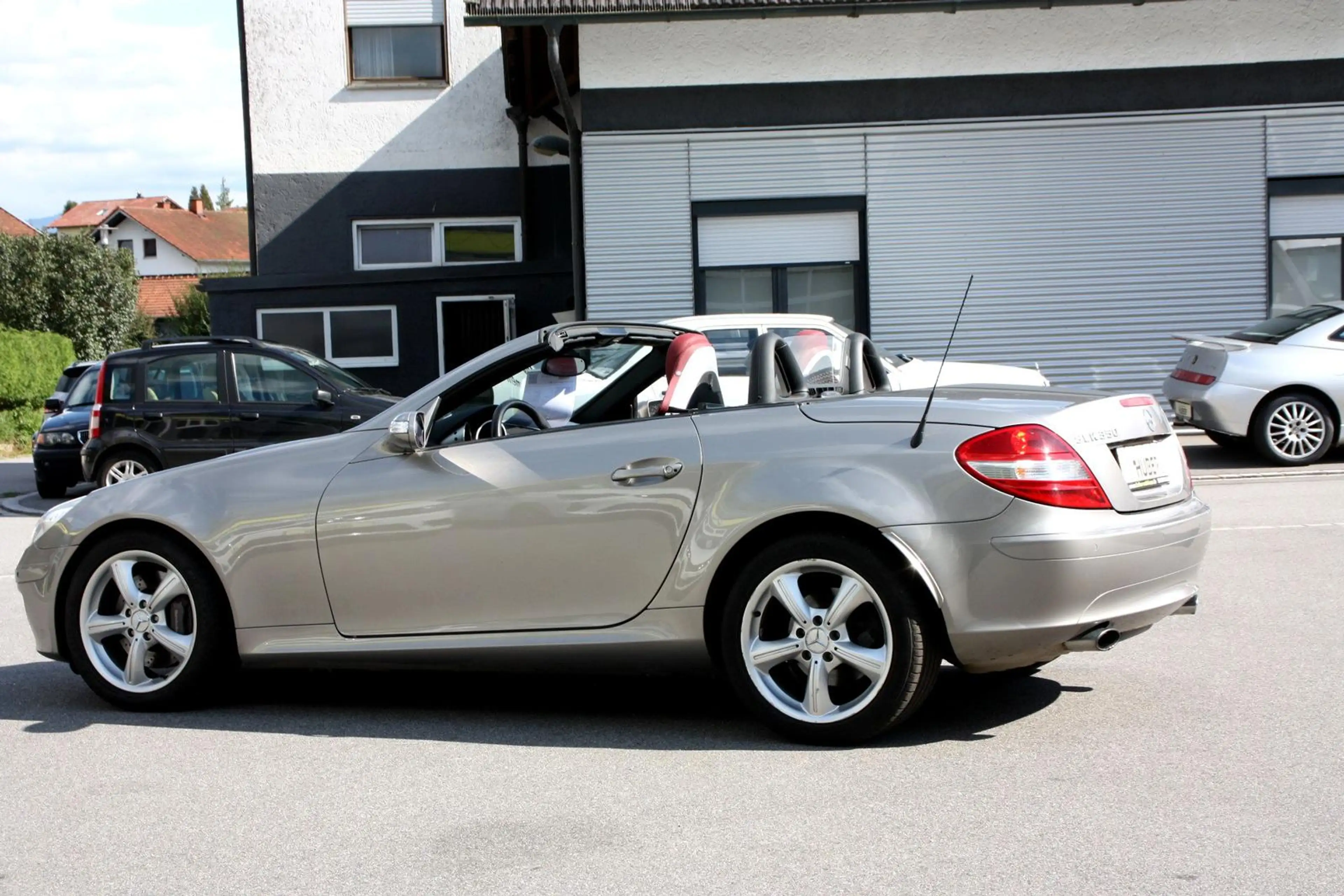 Mercedes-Benz SLK 350 Leder rot Memory Winter Navi 3.5 V6 KAT — photo 3
